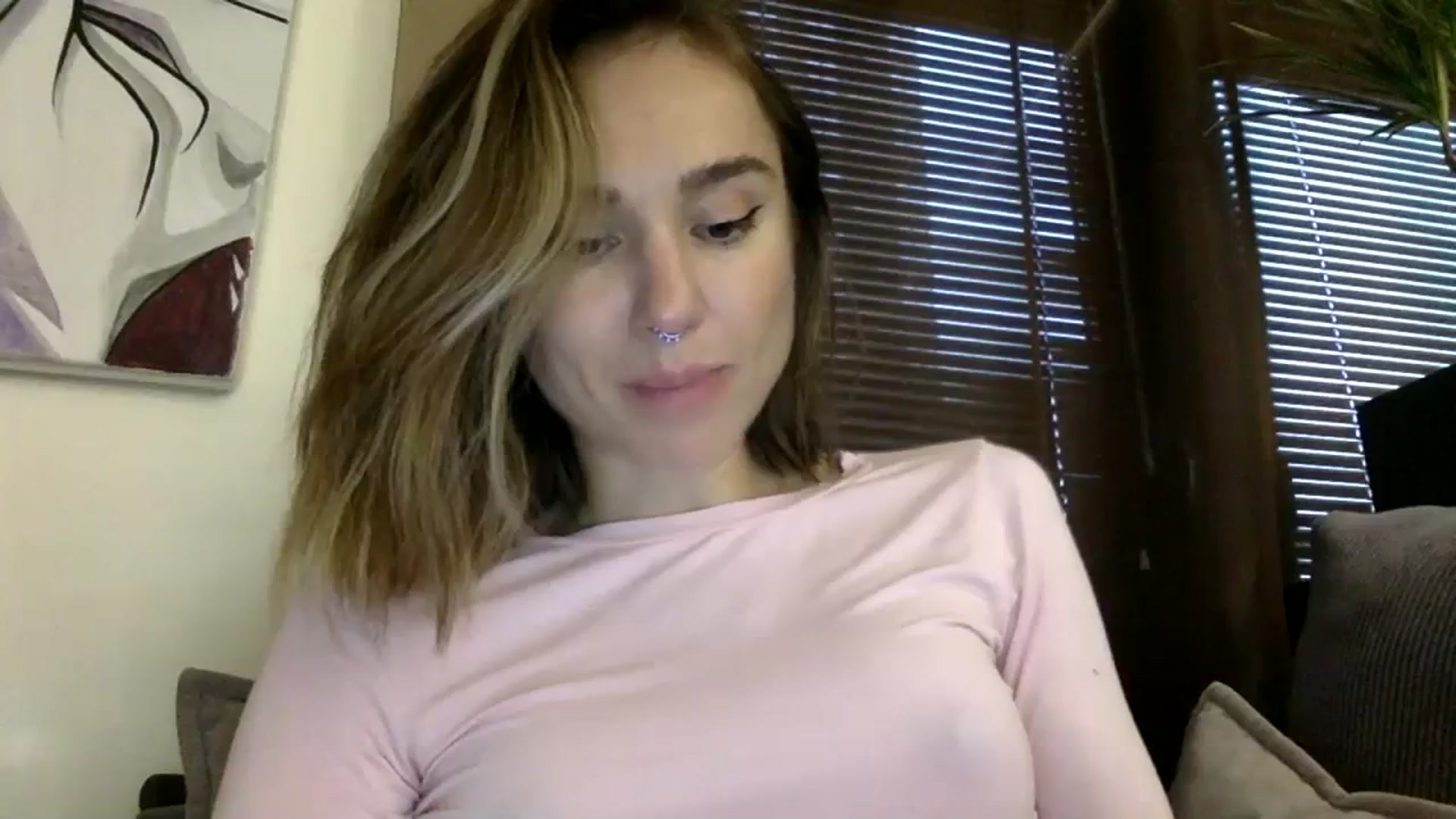 Gallery image thumbnail from EgoisticKitty's myfreecams stream on, 11/18/2023, 13:18 image 11 of 20