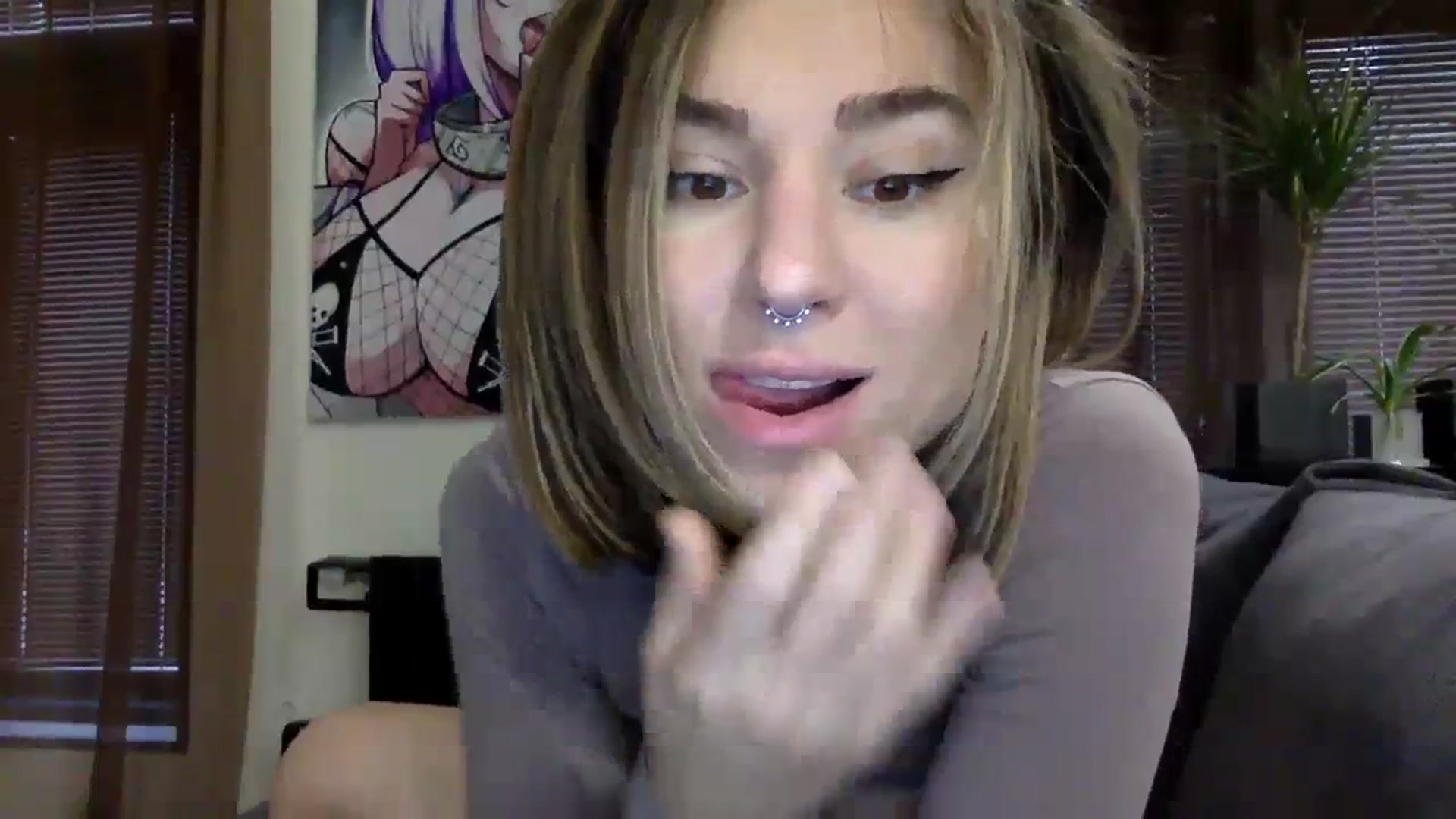 Gallery image thumbnail from EgoisticKitty's myfreecams stream on, 11/20/2023, 09:49 image 18 of 20