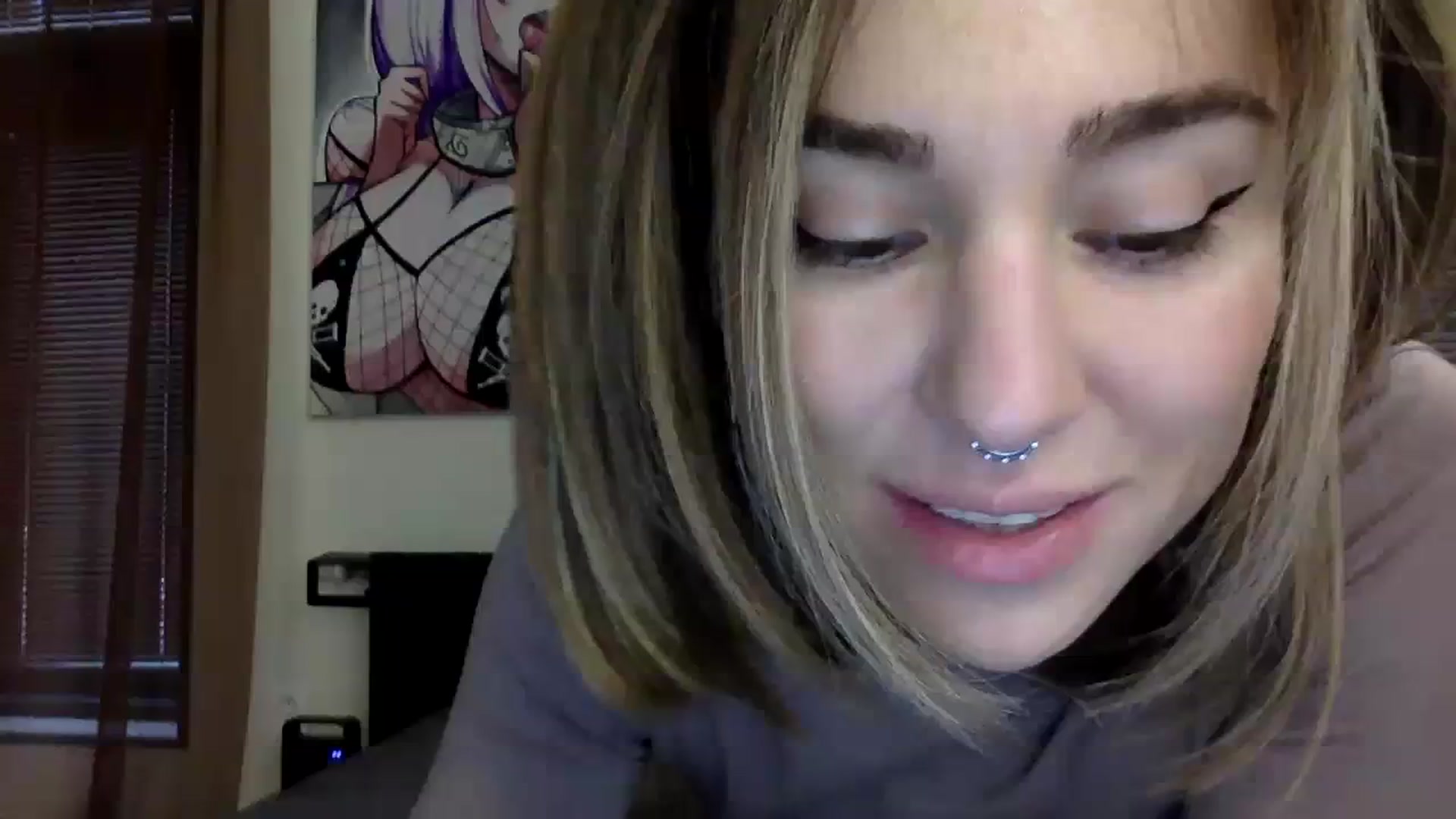 Gallery image thumbnail from EgoisticKitty's myfreecams stream on, 11/20/2023, 09:49 image 19 of 20