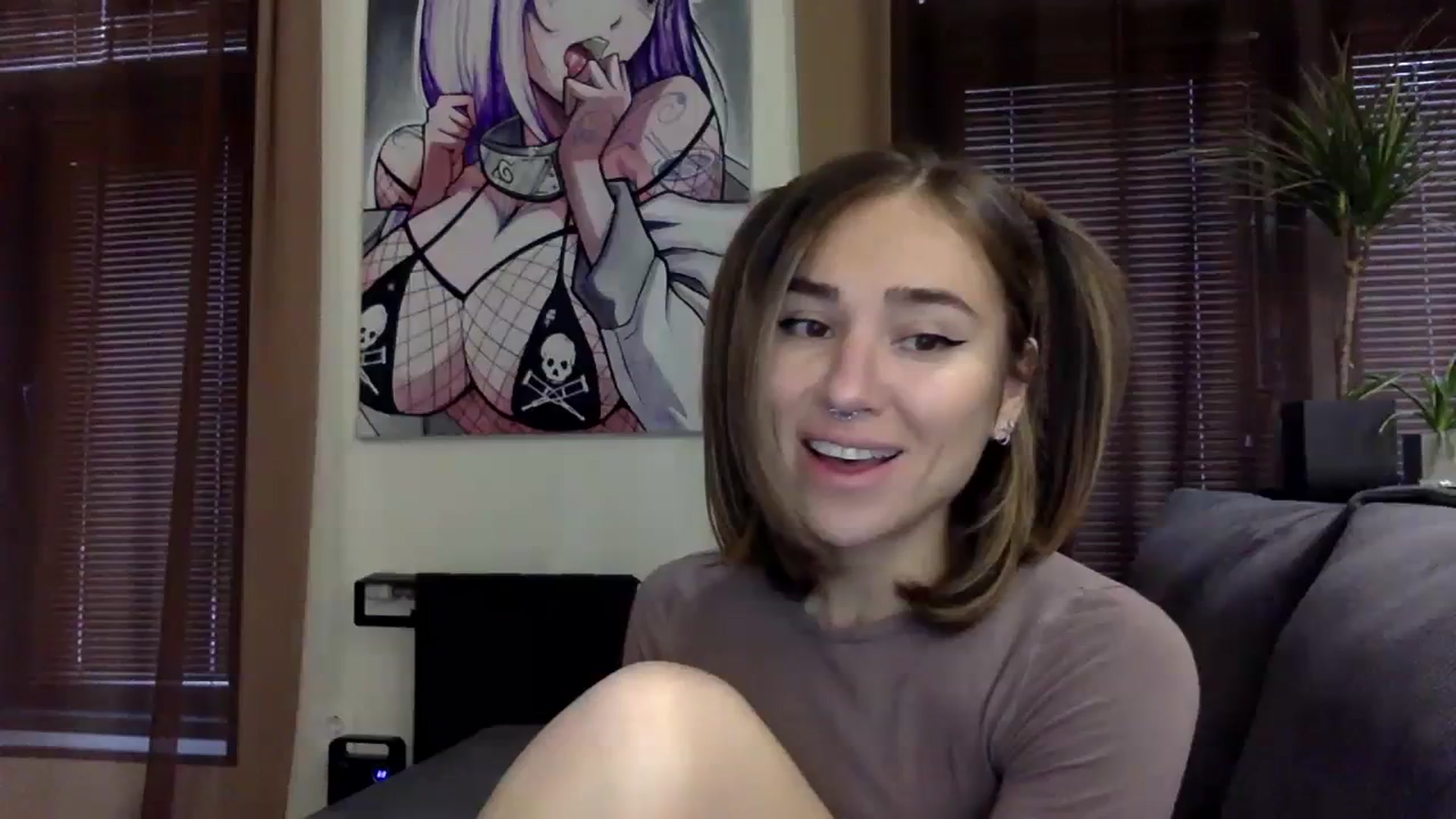 Gallery image thumbnail from EgoisticKitty's myfreecams stream on, 11/20/2023, 10:05 image 16 of 20