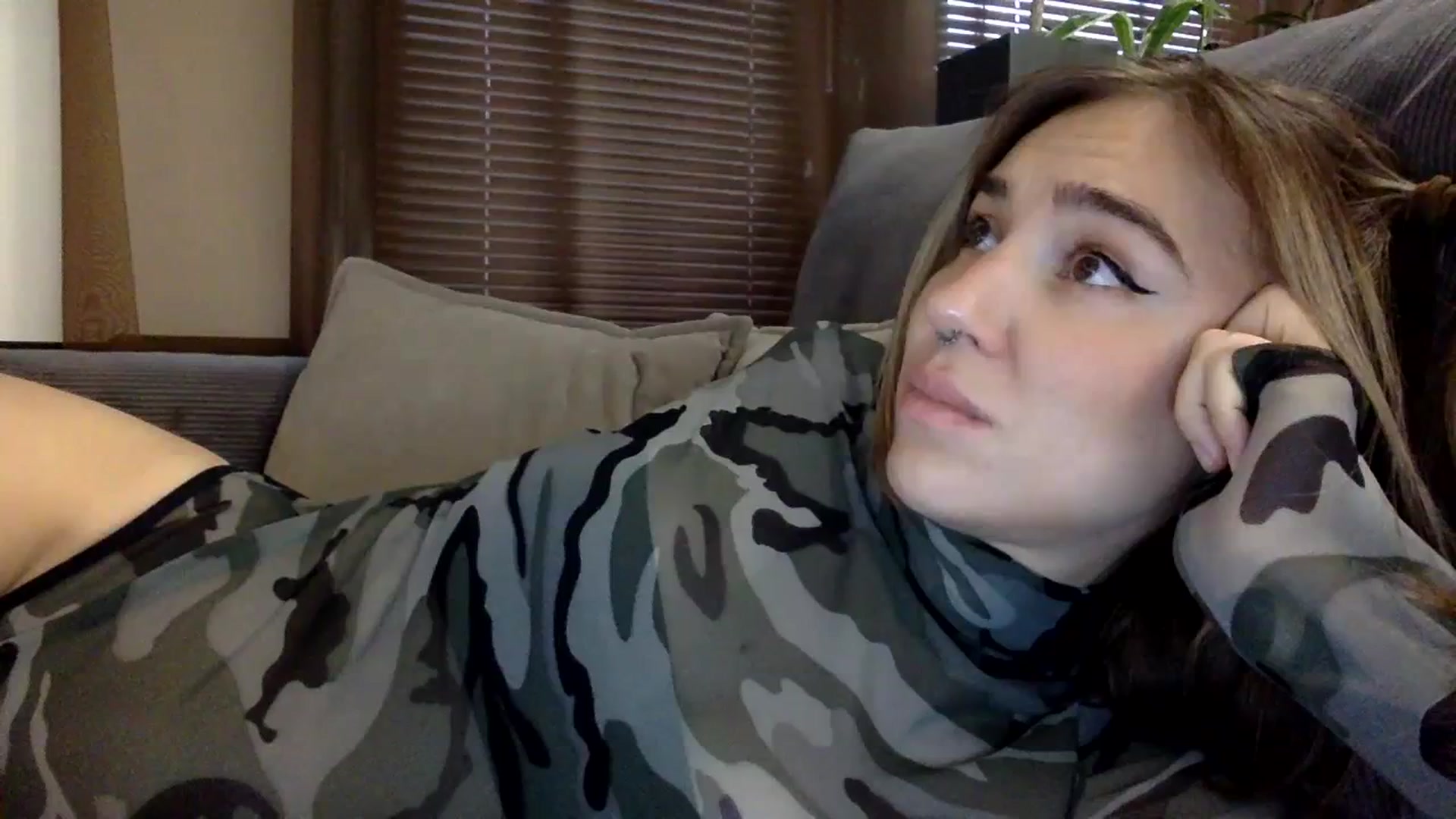 Gallery image thumbnail from EgoisticKitty's myfreecams stream on, 11/21/2023, 12:18 image 13 of 20
