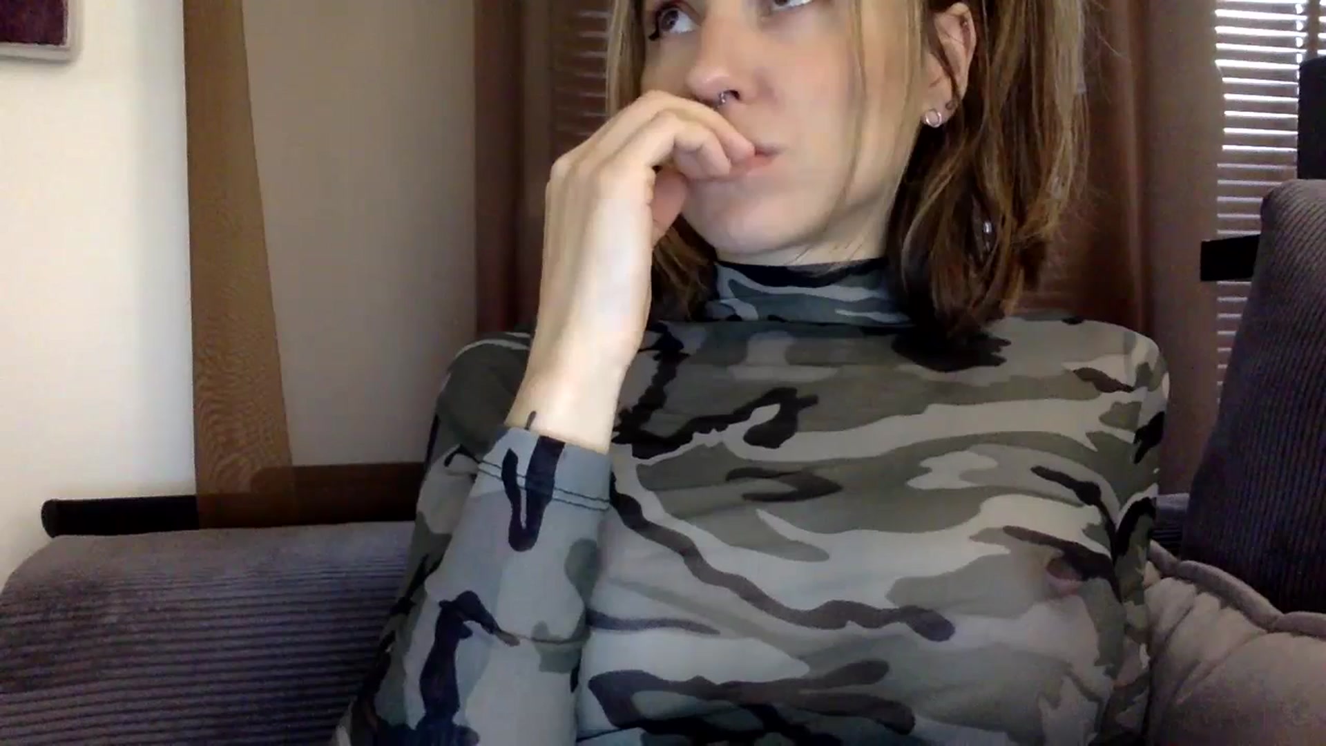 Gallery image thumbnail from EgoisticKitty's myfreecams stream on, 11/21/2023, 12:18 image 4 of 20