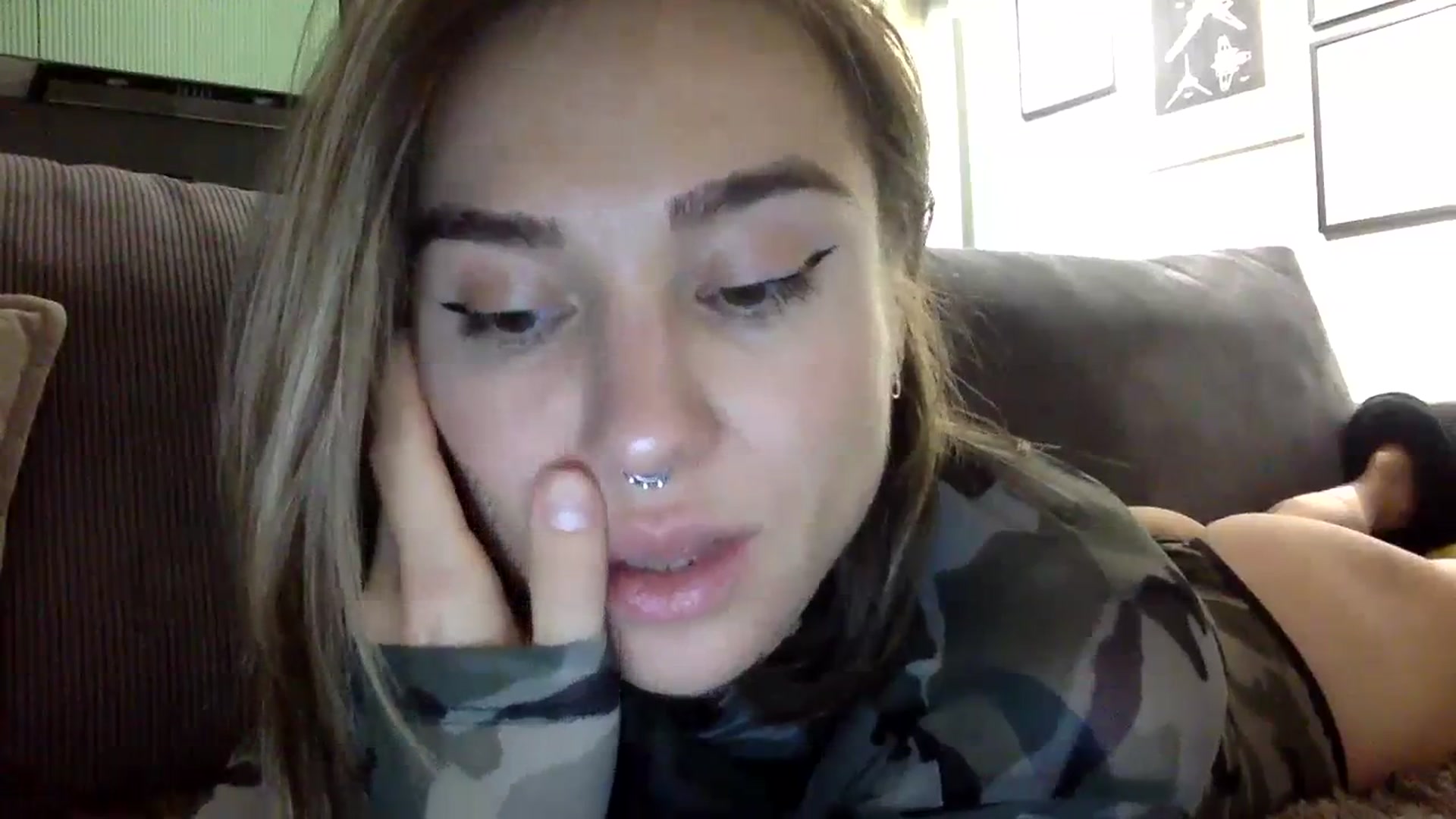 Gallery image thumbnail from EgoisticKitty's myfreecams stream on, 11/21/2023, 15:03 image 15 of 20