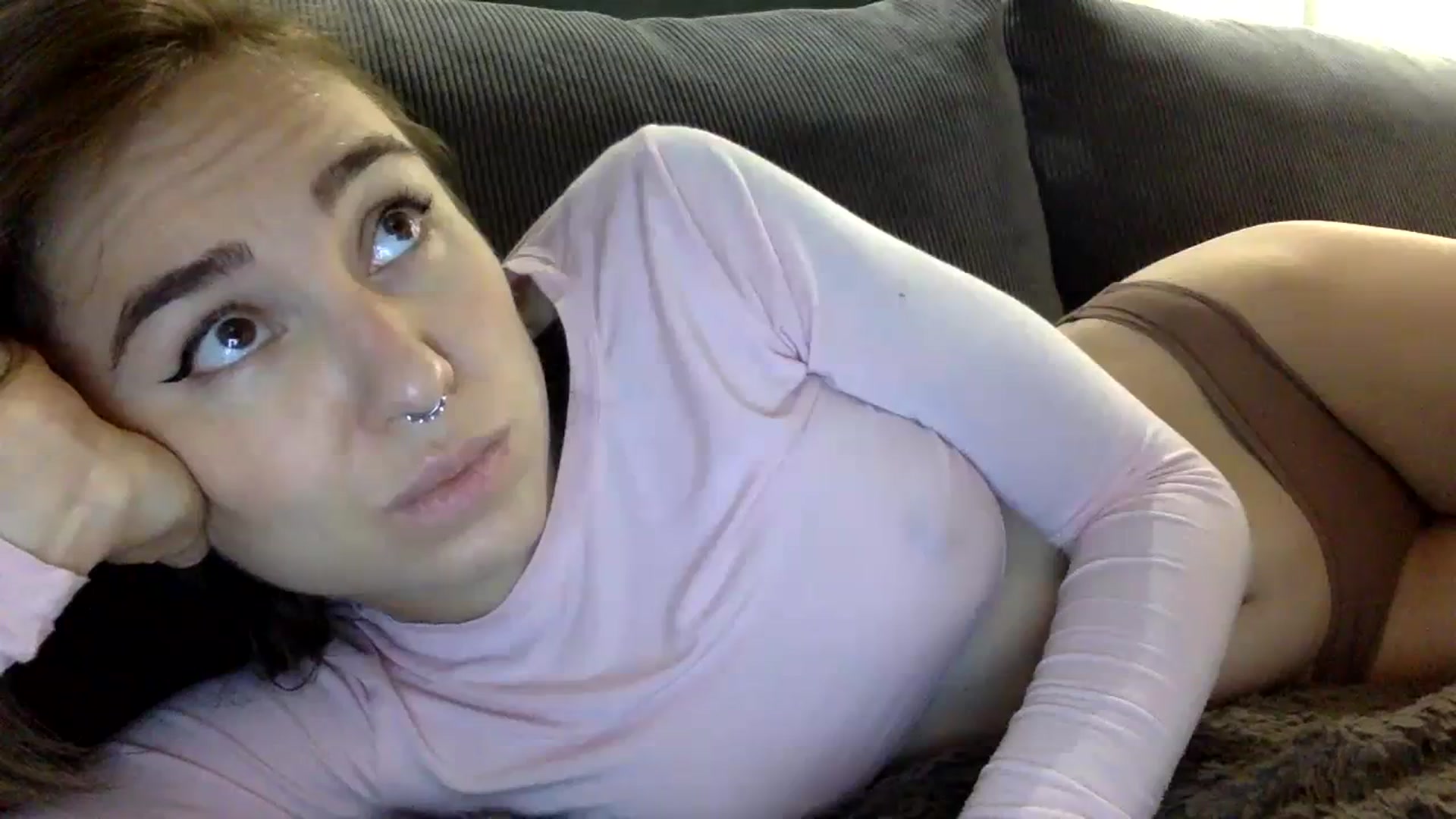 Gallery image thumbnail from EgoisticKitty's myfreecams stream on, 11/22/2023, 13:28 image 13 of 20