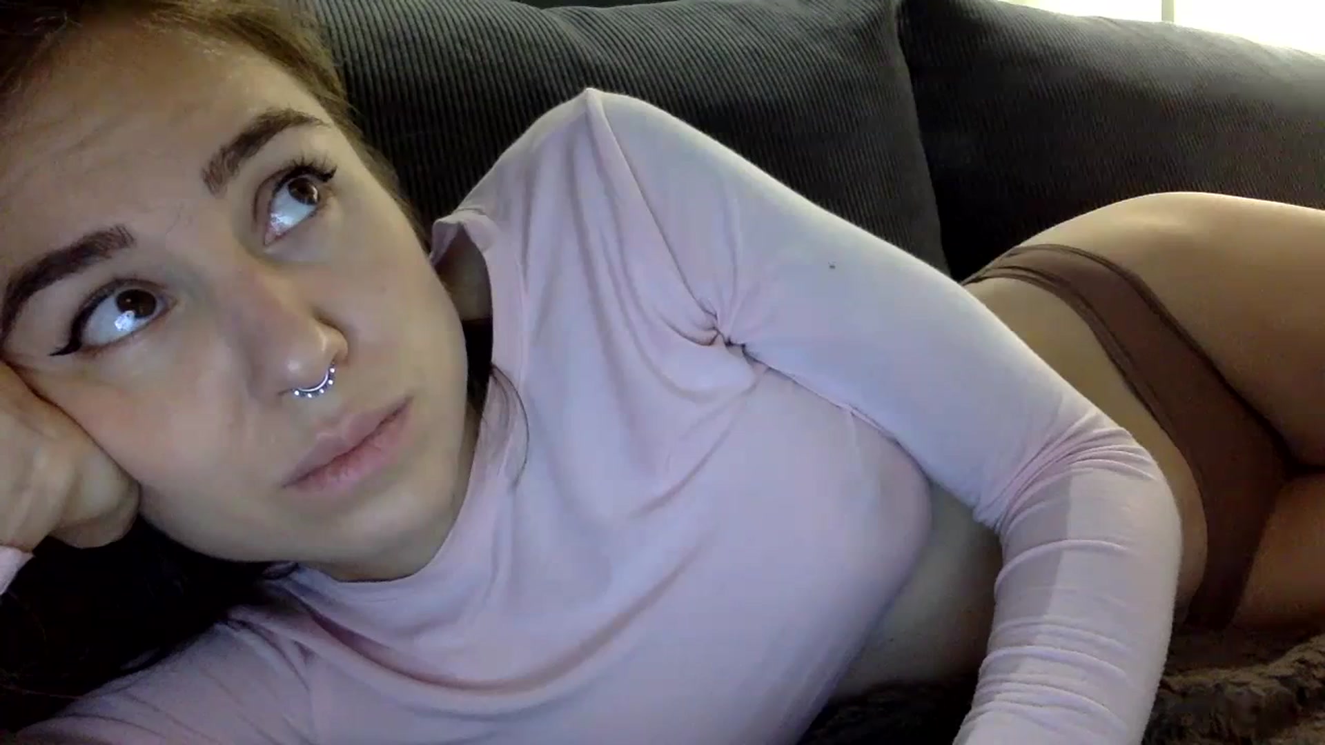 Gallery image thumbnail from EgoisticKitty's myfreecams stream on, 11/22/2023, 13:28 image 10 of 20
