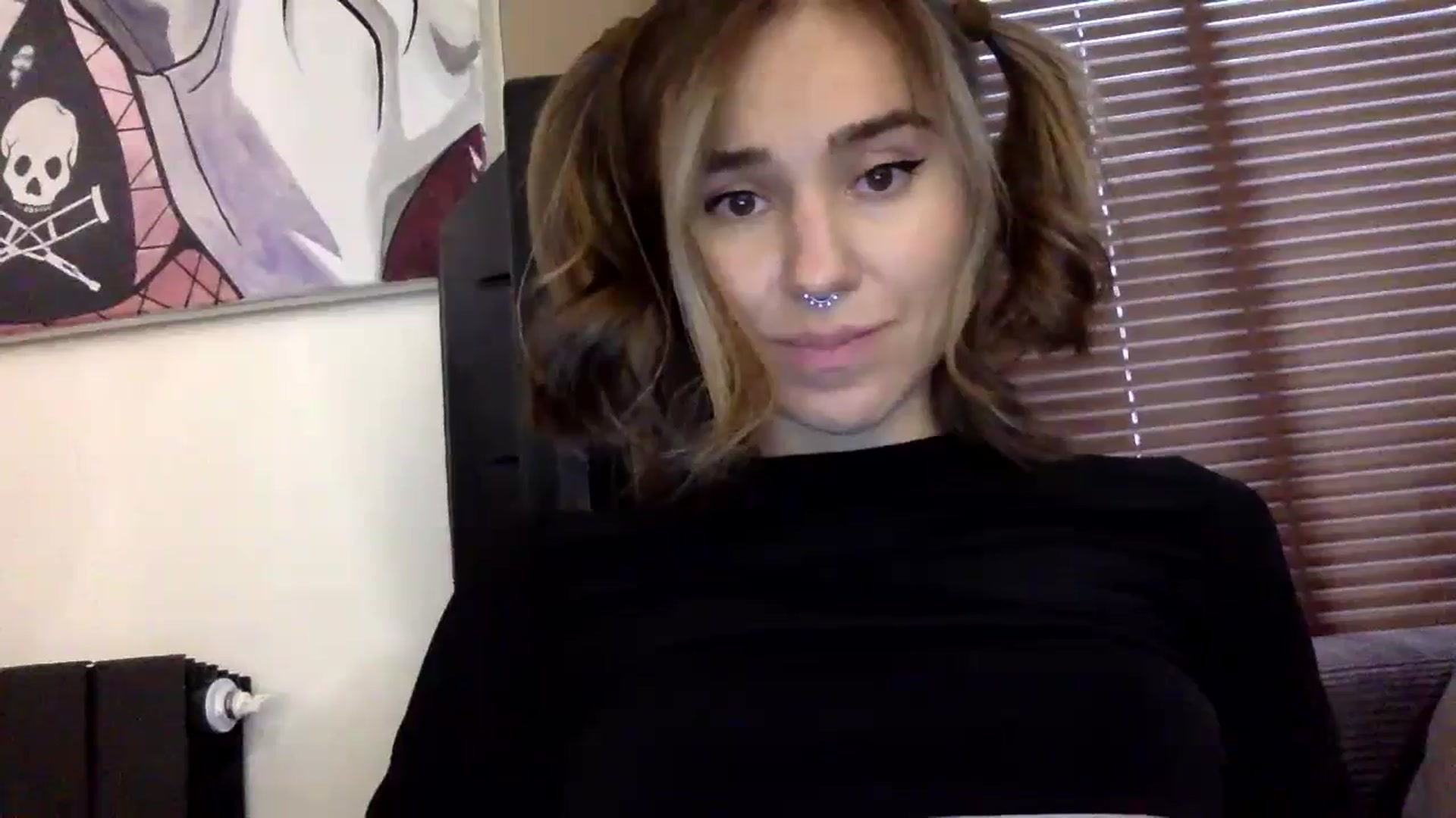 Gallery image thumbnail from EgoisticKitty's myfreecams stream on, 11/24/2023, 10:59 image 14 of 20