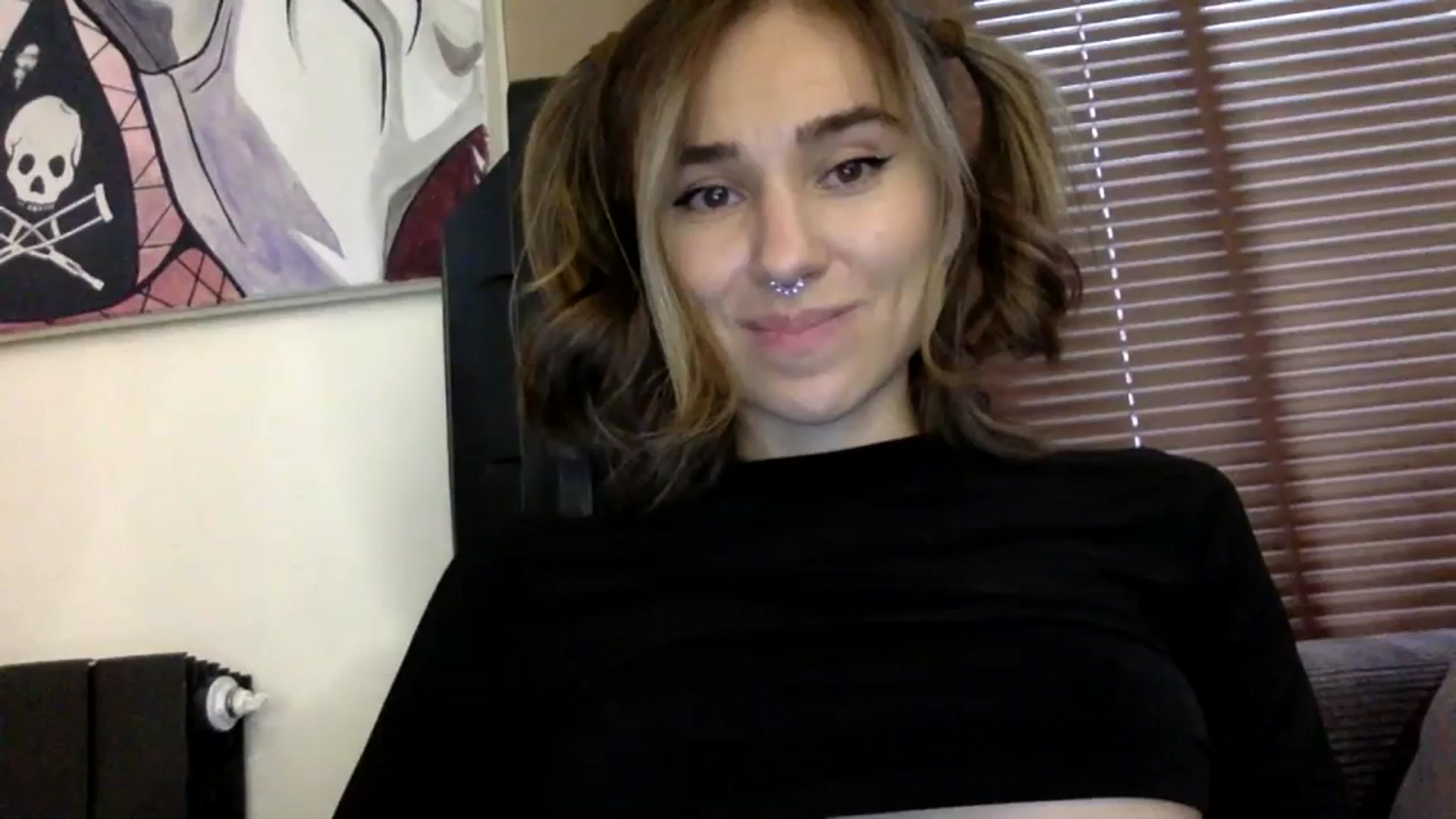 Gallery image thumbnail from EgoisticKitty's myfreecams stream on, 11/24/2023, 10:59 image 13 of 20