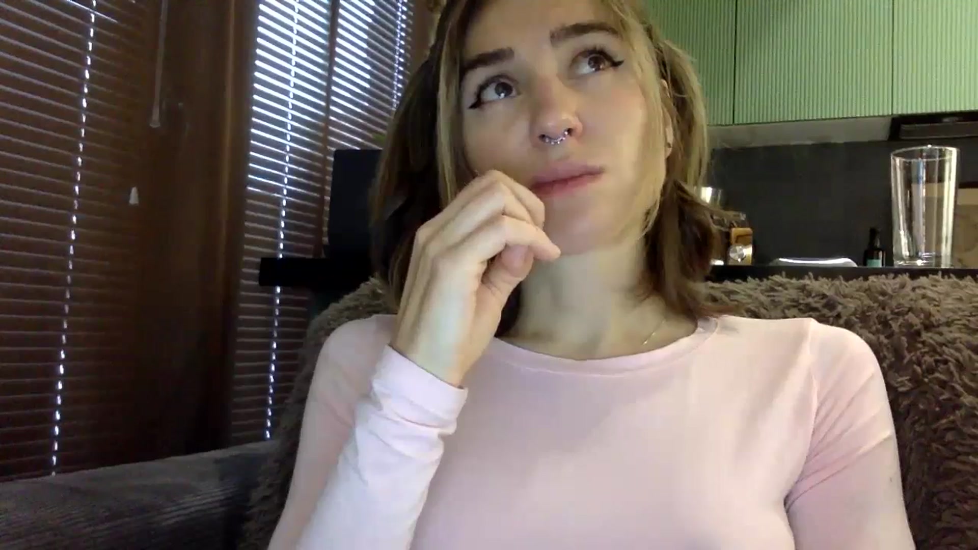 Gallery image thumbnail from EgoisticKitty's myfreecams stream on, 11/25/2023, 12:00 image 13 of 20
