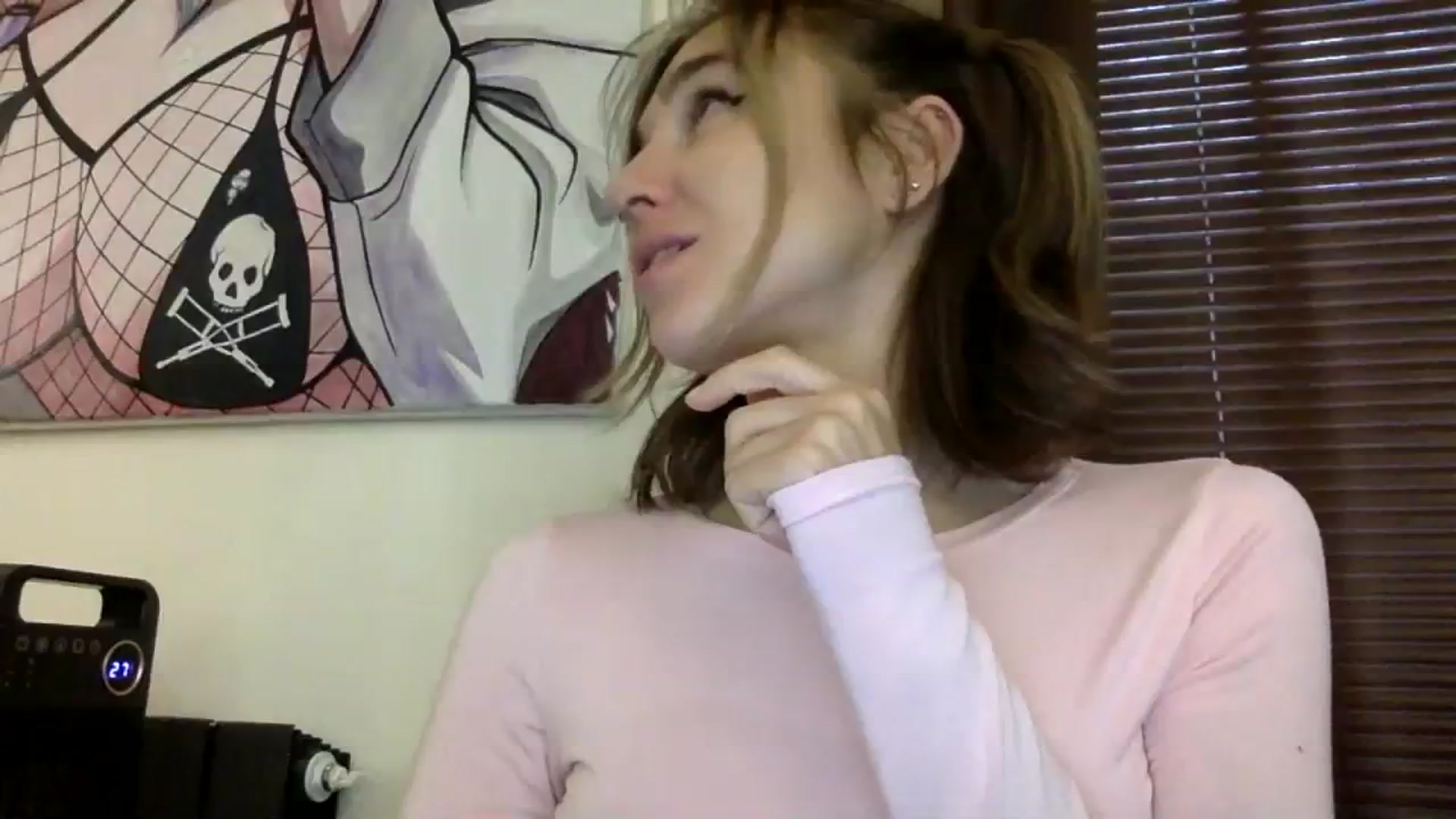 Gallery image thumbnail from EgoisticKitty's myfreecams stream on, 11/25/2023, 12:51 image 15 of 20