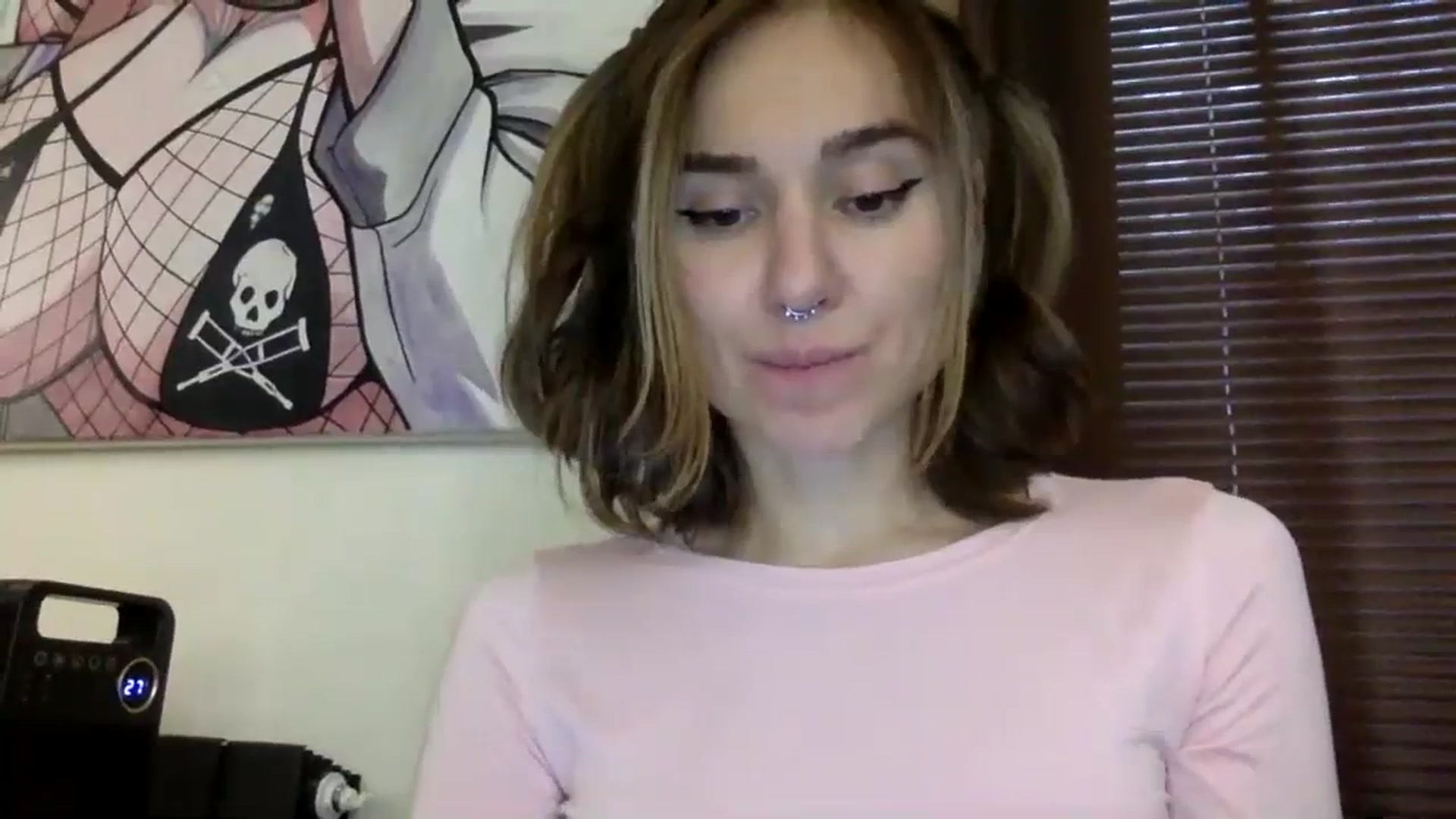 Gallery image thumbnail from EgoisticKitty's myfreecams stream on, 11/25/2023, 12:51 image 16 of 20