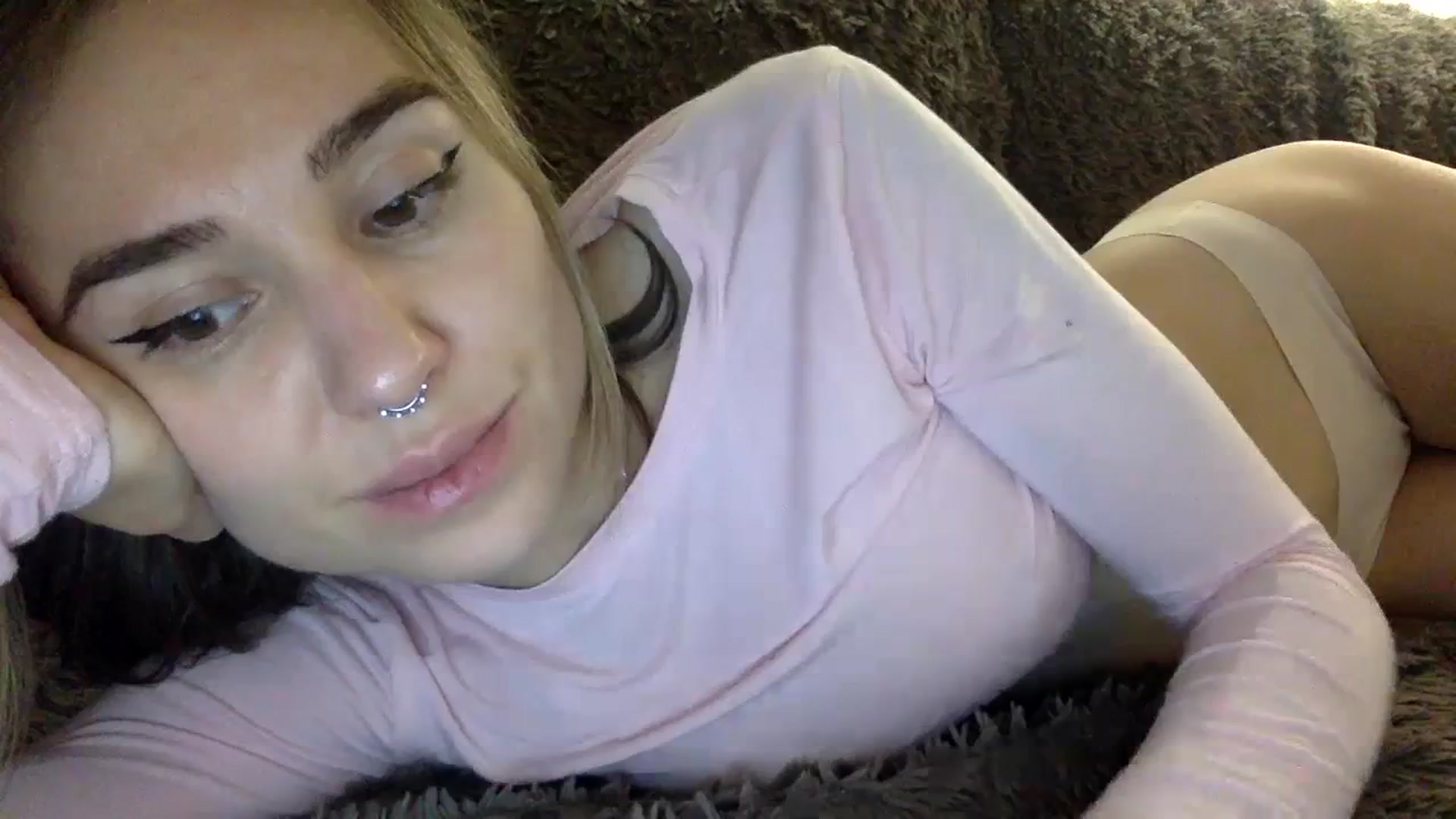 Gallery image thumbnail from EgoisticKitty's myfreecams stream on, 11/25/2023, 12:51 image 1 of 20