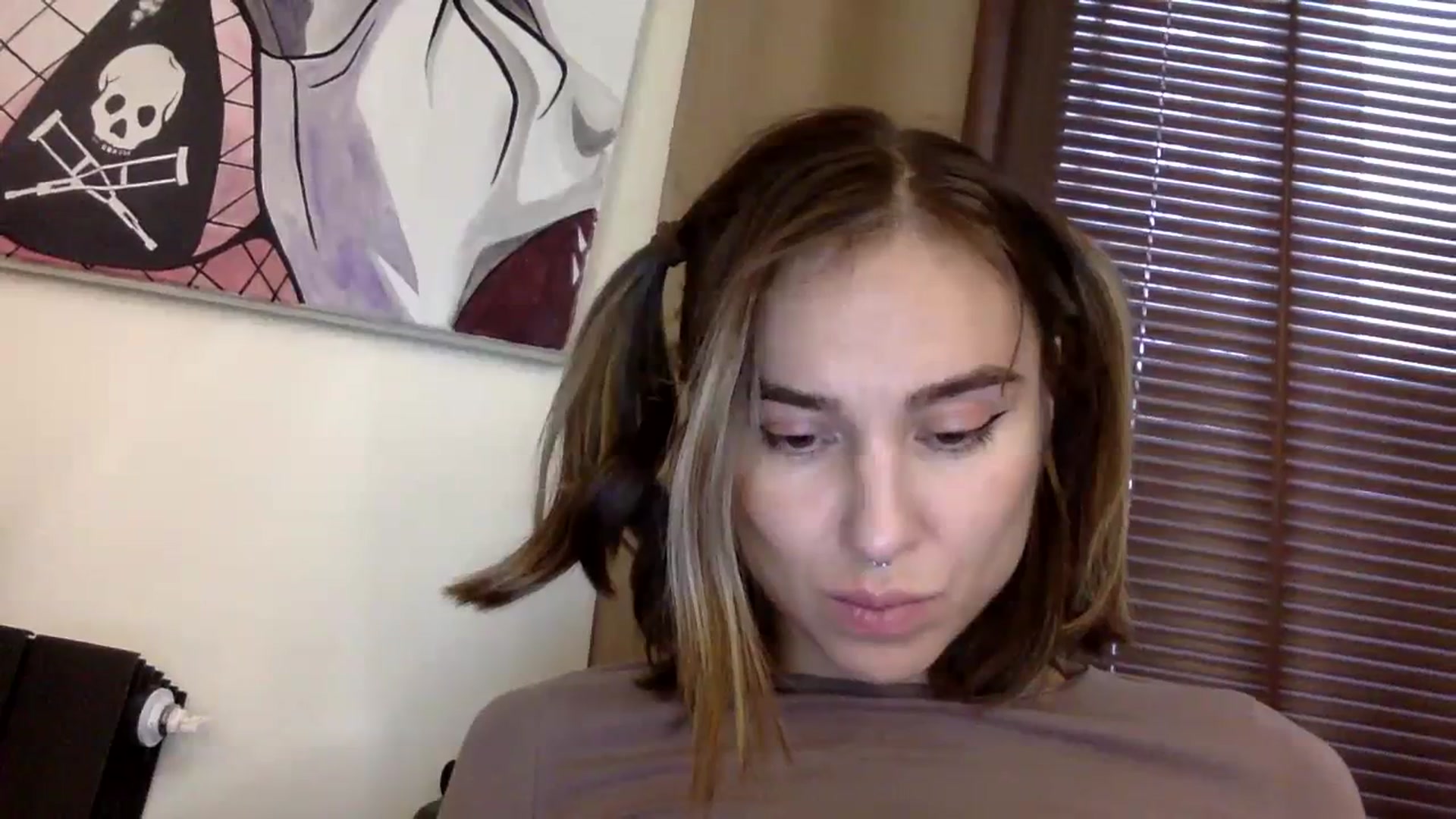 Gallery image thumbnail from EgoisticKitty's myfreecams stream on, 11/26/2023, 12:21 image 19 of 20