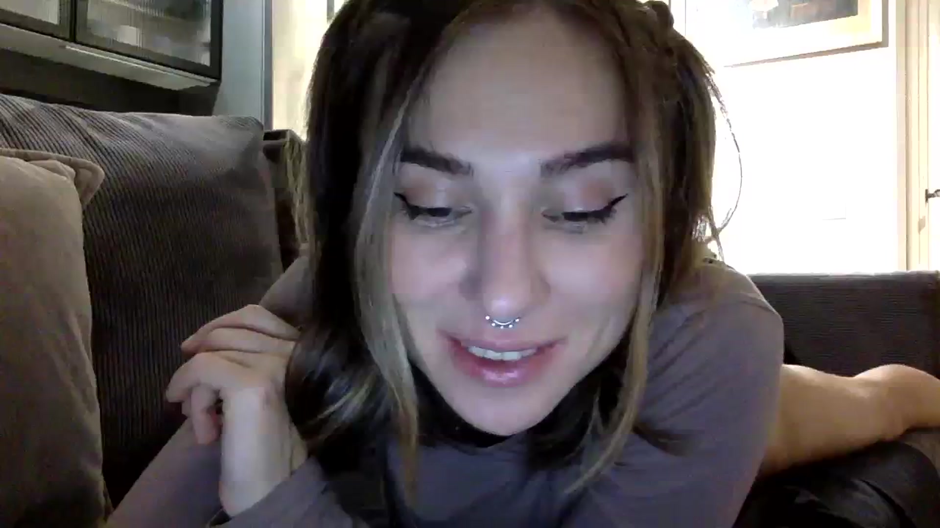 Gallery image thumbnail from EgoisticKitty's myfreecams stream on, 11/27/2023, 14:57 image 17 of 20