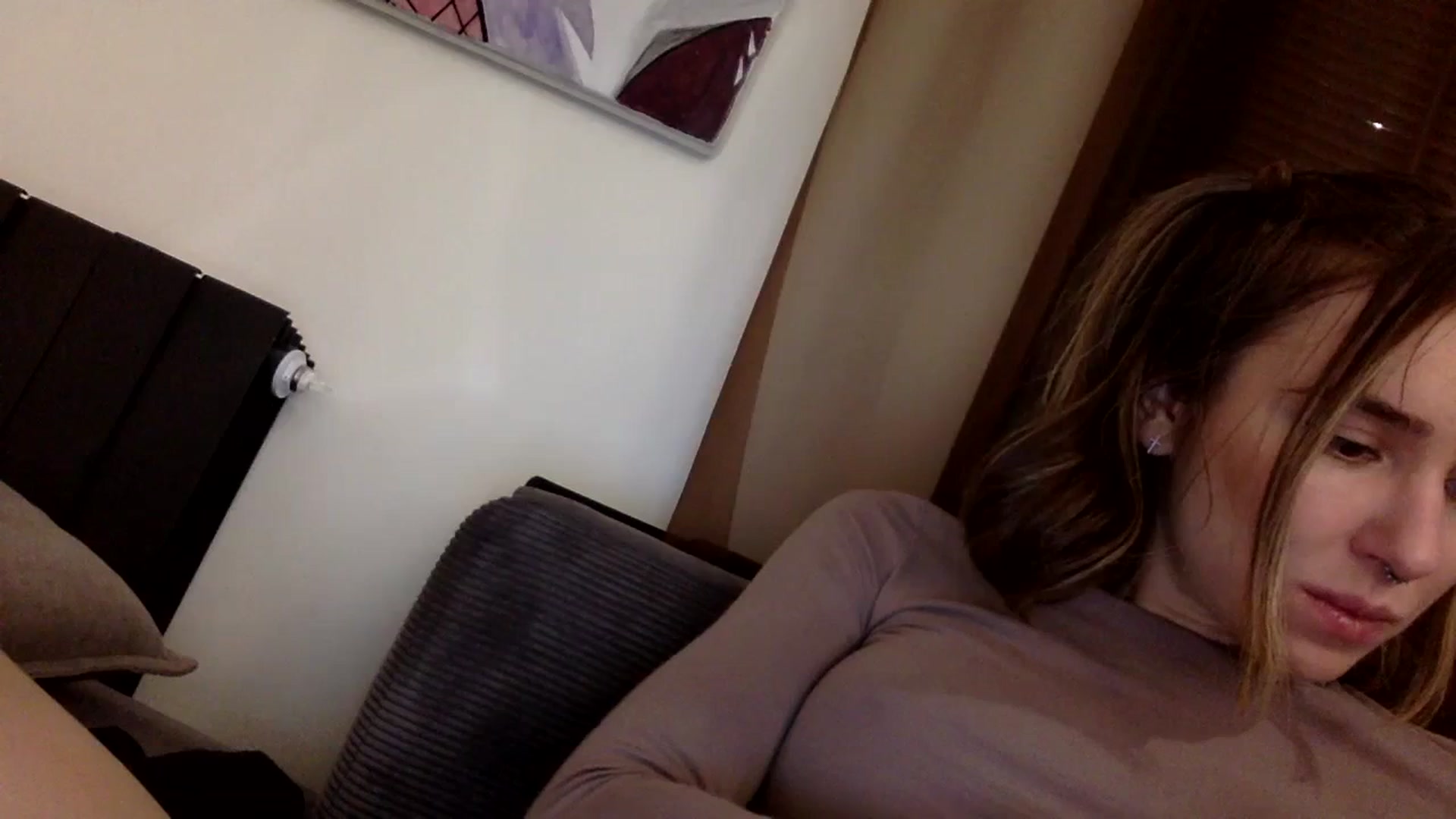 Gallery image thumbnail from EgoisticKitty's myfreecams stream on, 11/27/2023, 14:57 image 9 of 20