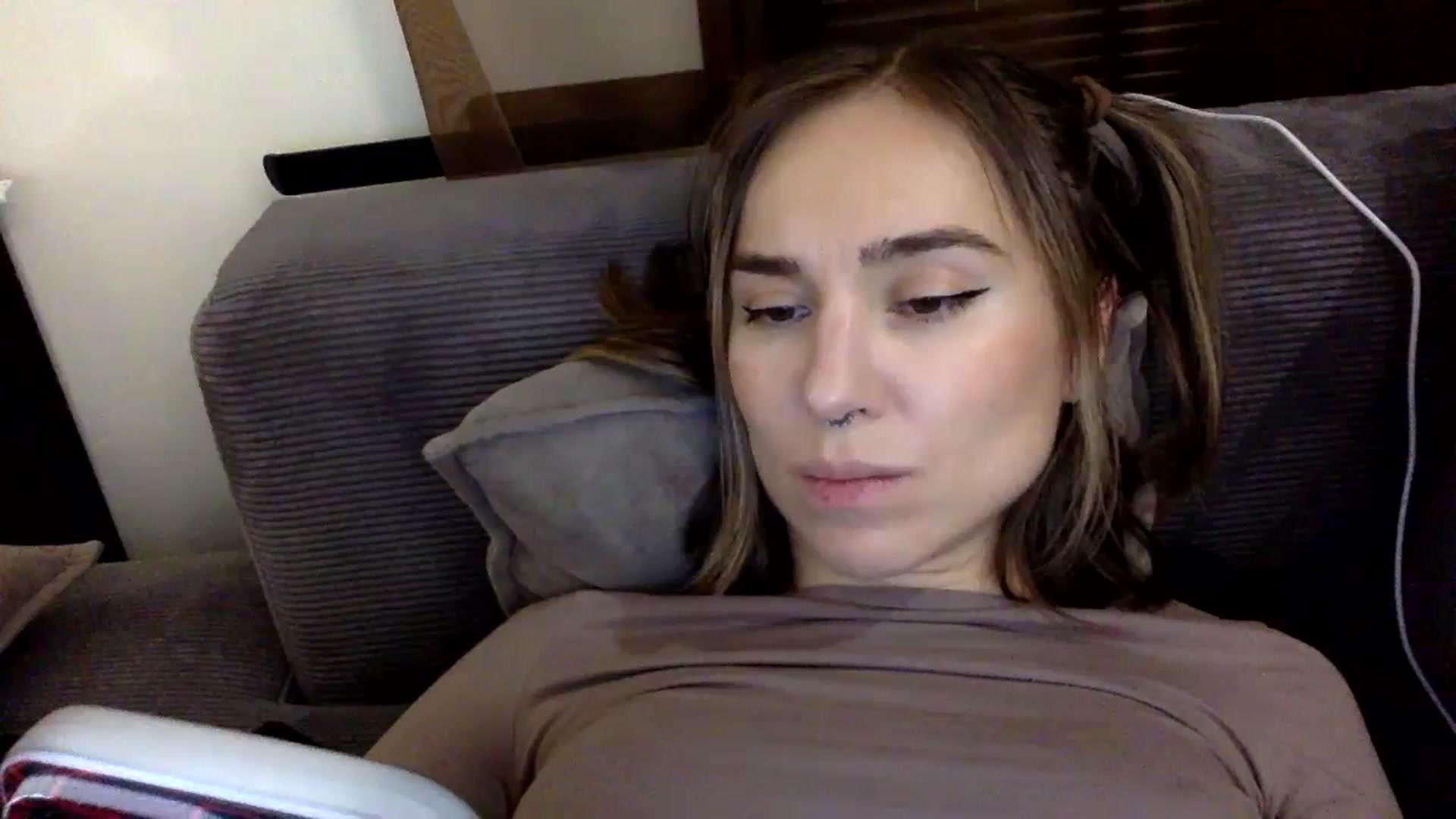 Gallery image thumbnail from EgoisticKitty's myfreecams stream on, 11/27/2023, 17:03 image 15 of 20