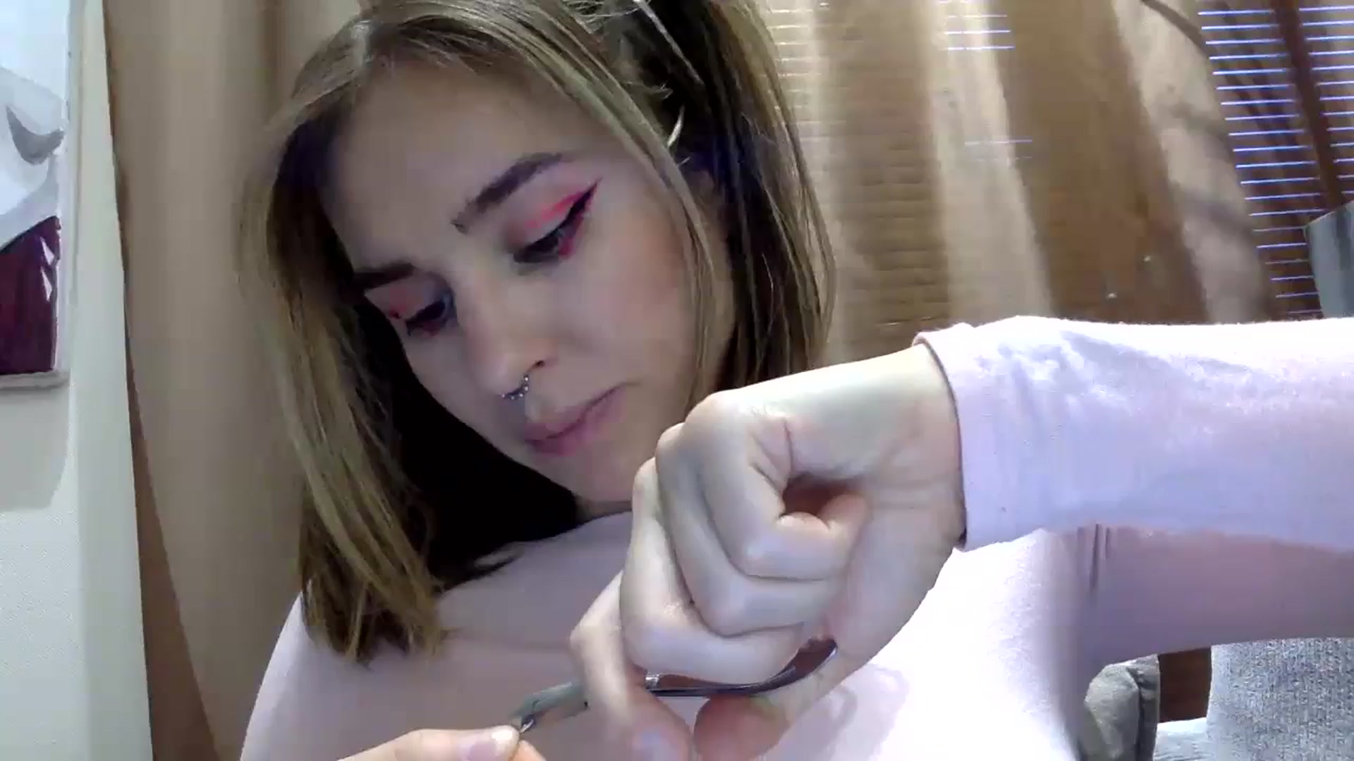 Gallery image thumbnail from EgoisticKitty's myfreecams stream on, 11/29/2023, 13:12 image 14 of 20