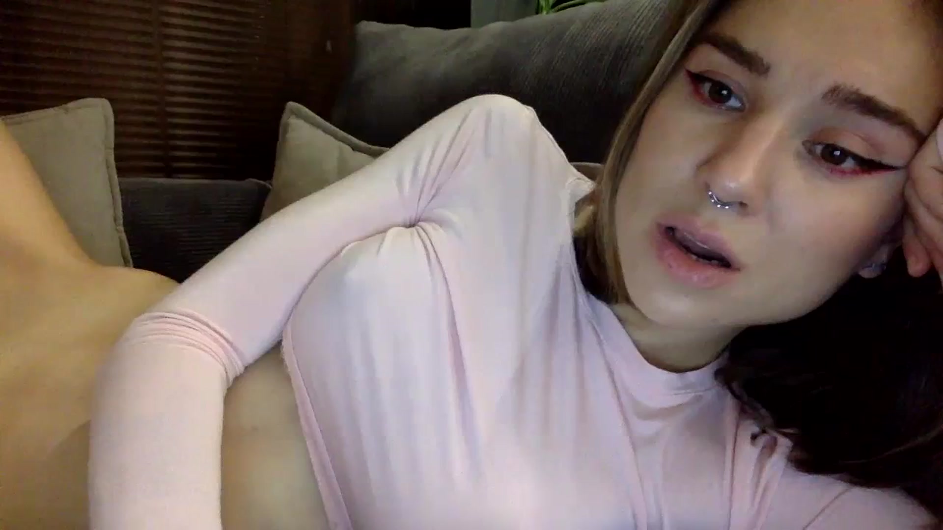 Gallery image thumbnail from EgoisticKitty's myfreecams stream on, 11/29/2023, 17:44 image 20 of 20