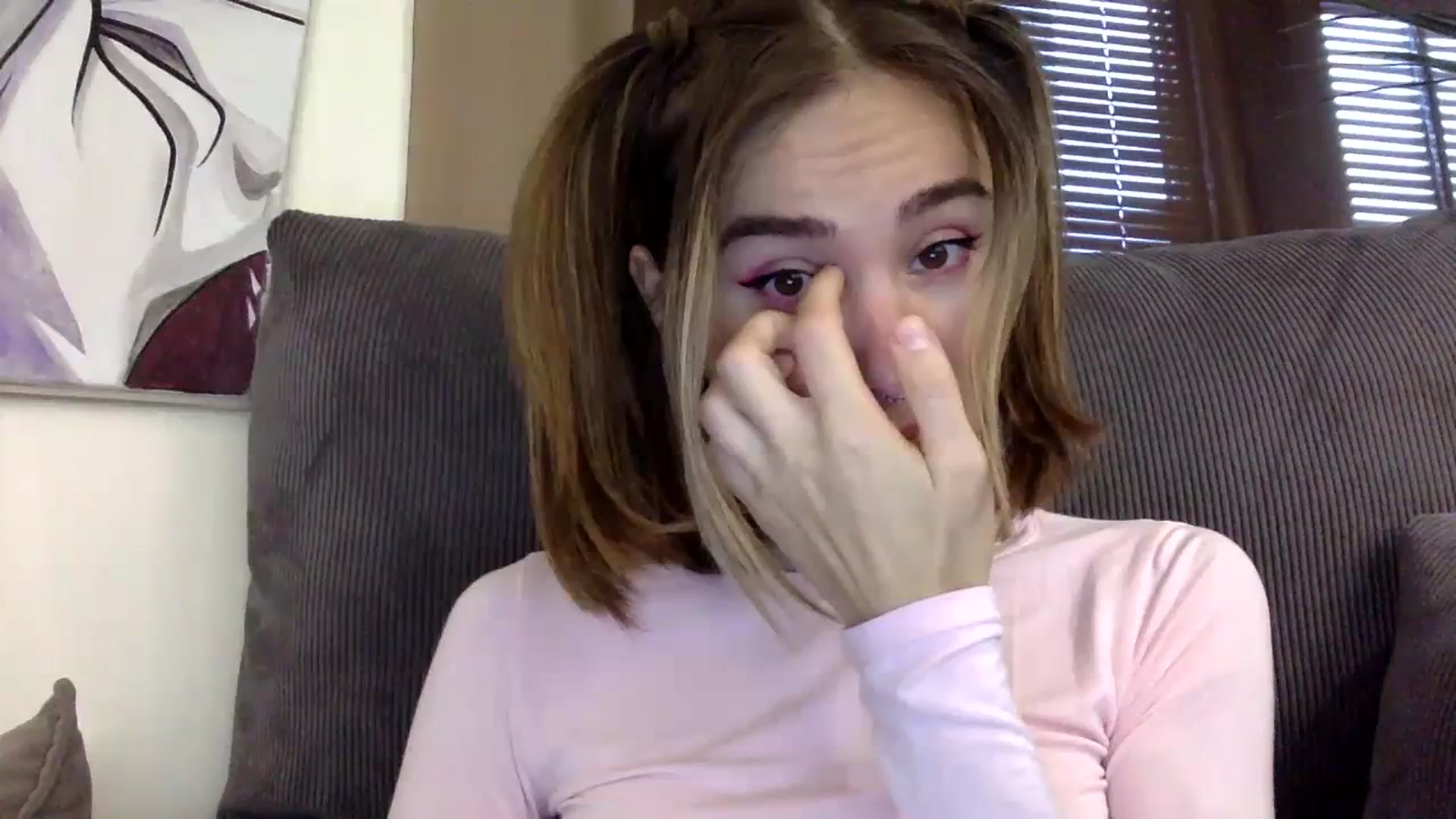 Gallery image thumbnail from EgoisticKitty's myfreecams stream on, 11/30/2023, 09:07 image 6 of 20