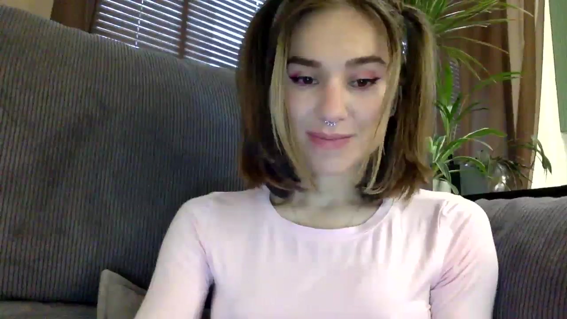 Gallery image thumbnail from EgoisticKitty's myfreecams stream on, 11/30/2023, 09:07 image 14 of 20