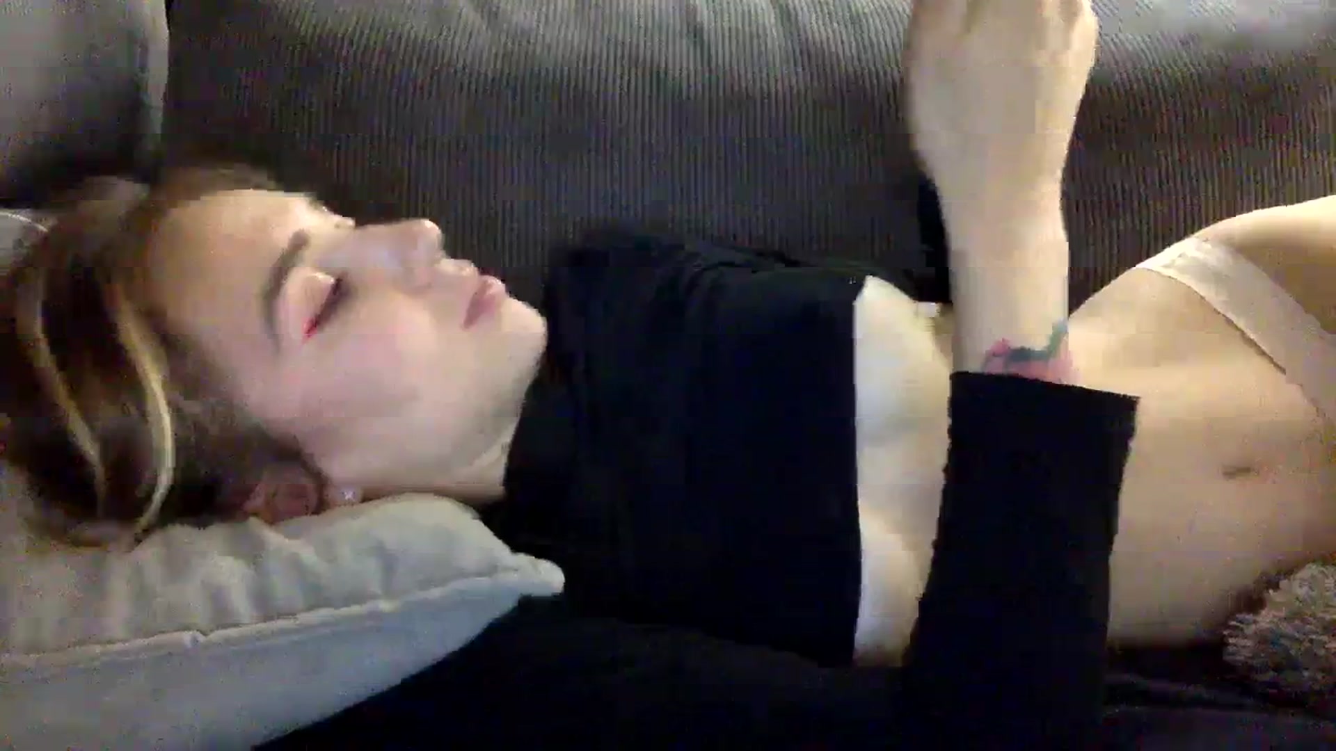 Gallery image thumbnail from EgoisticKitty's myfreecams stream on, 12/01/2023, 13:23 image 4 of 20