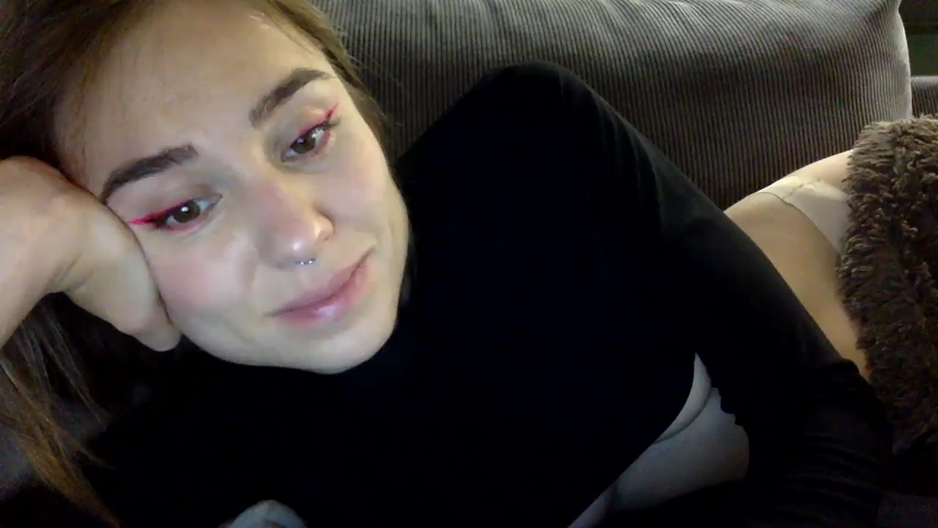 Gallery image thumbnail from EgoisticKitty's myfreecams stream on, 12/01/2023, 13:23 image 16 of 20