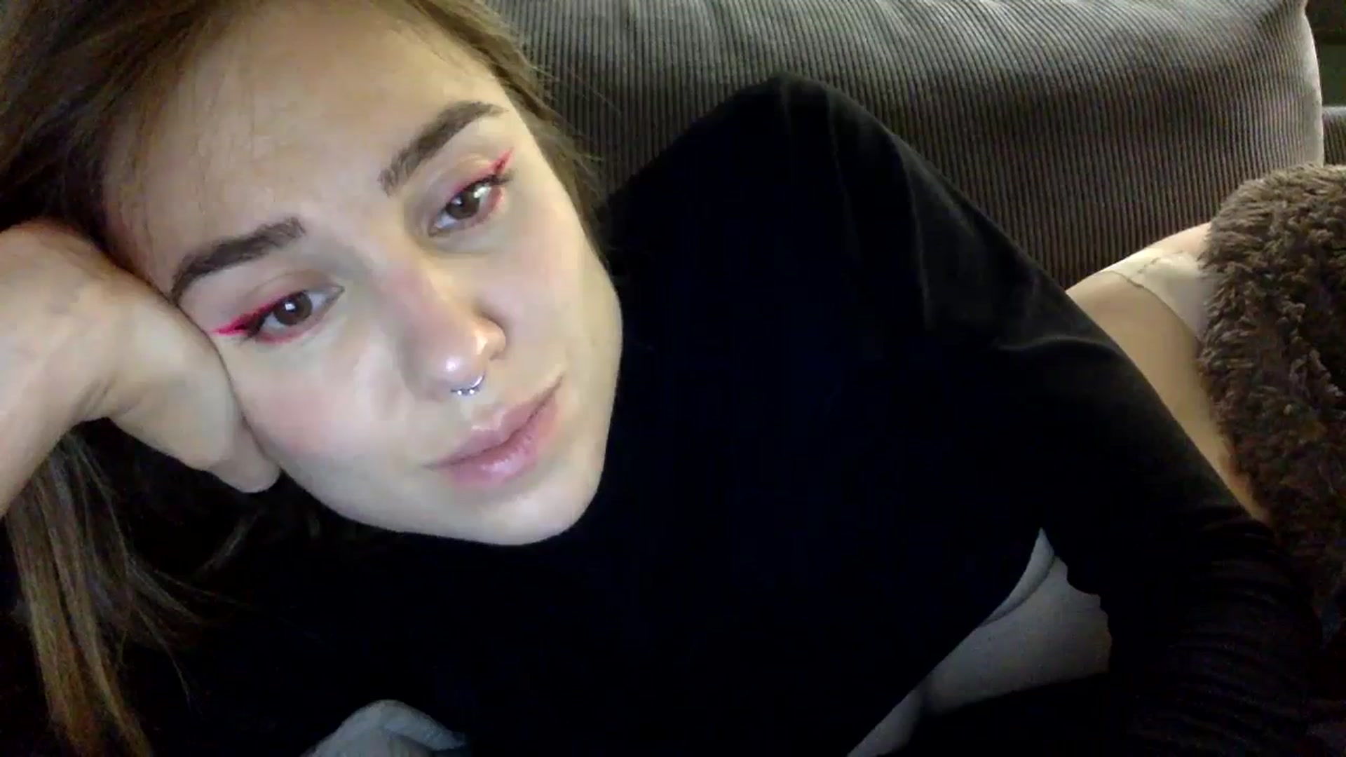 Gallery image thumbnail from EgoisticKitty's myfreecams stream on, 12/01/2023, 13:23 image 13 of 20