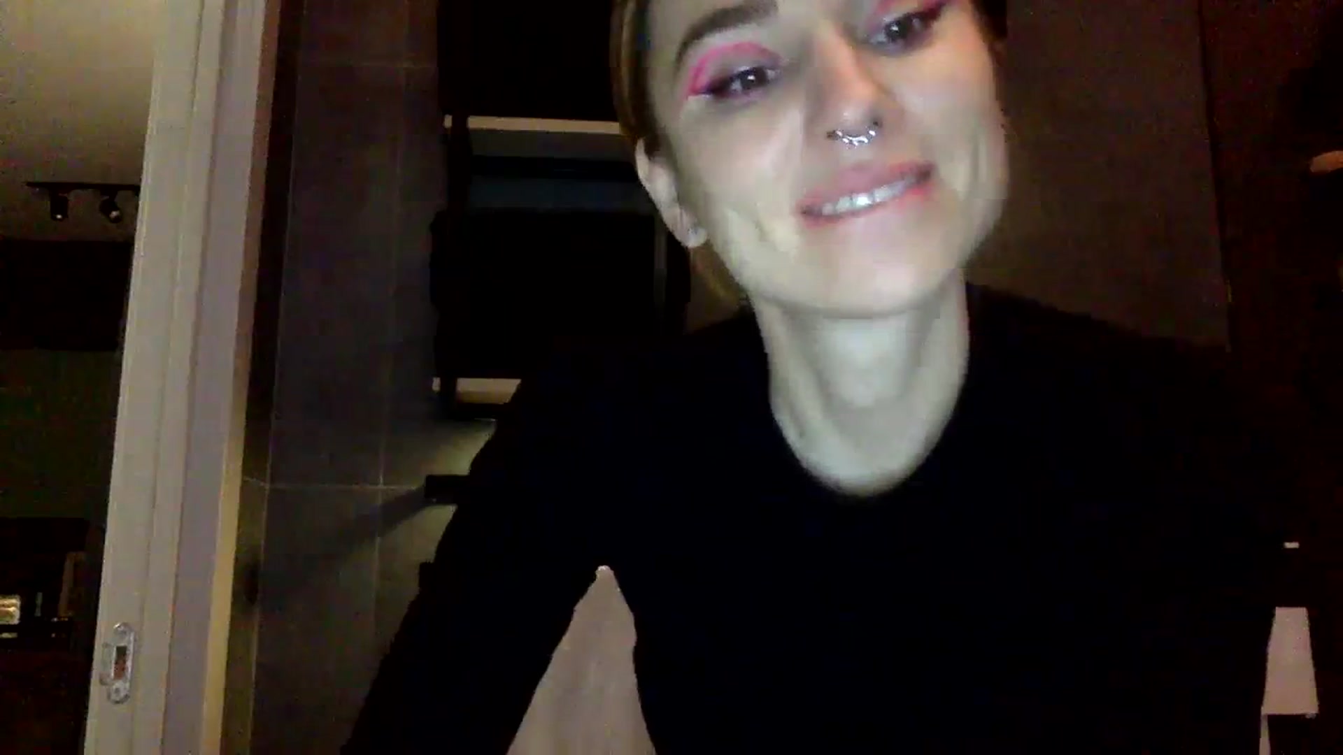 Gallery image thumbnail from EgoisticKitty's myfreecams stream on, 12/03/2023, 10:24 image 11 of 20