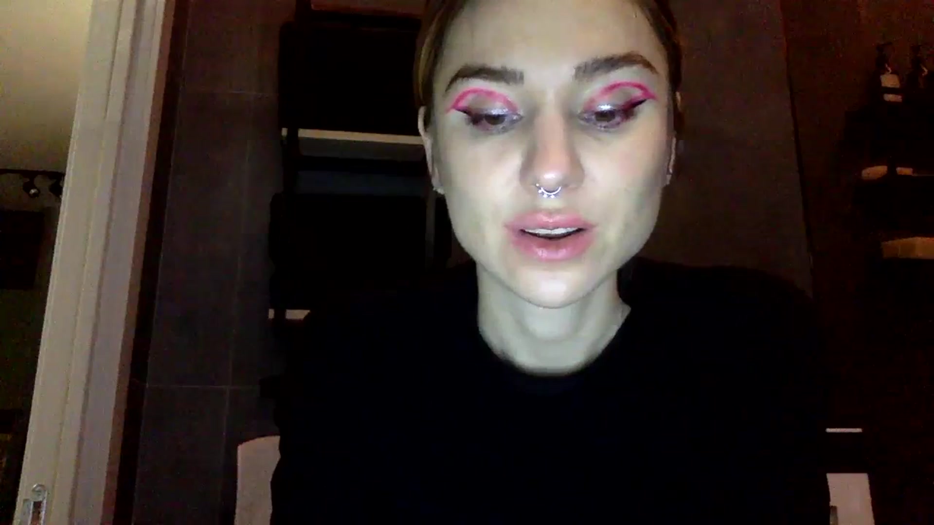 Gallery image thumbnail from EgoisticKitty's myfreecams stream on, 12/03/2023, 10:24 image 5 of 20