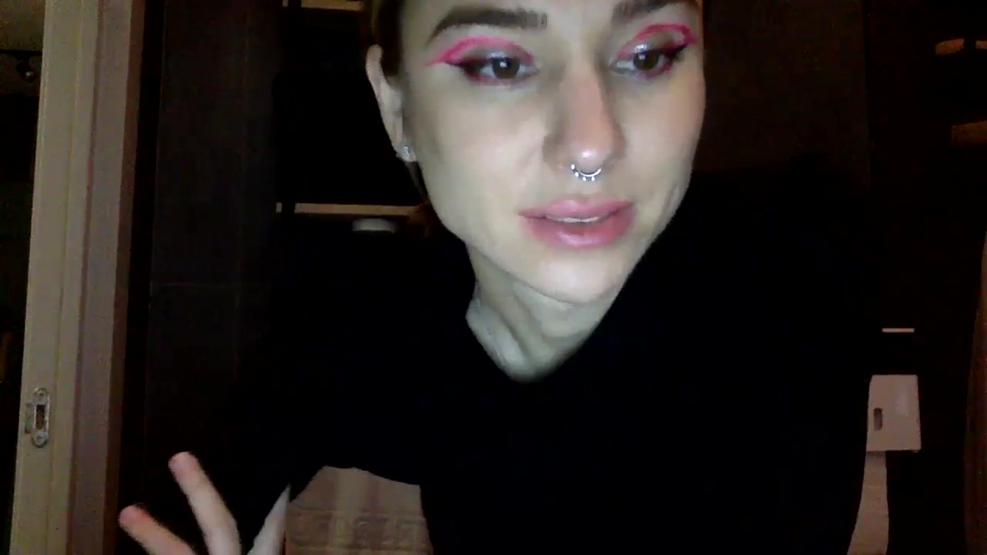 Gallery image thumbnail from EgoisticKitty's myfreecams stream on, 12/03/2023, 10:24 image 9 of 20