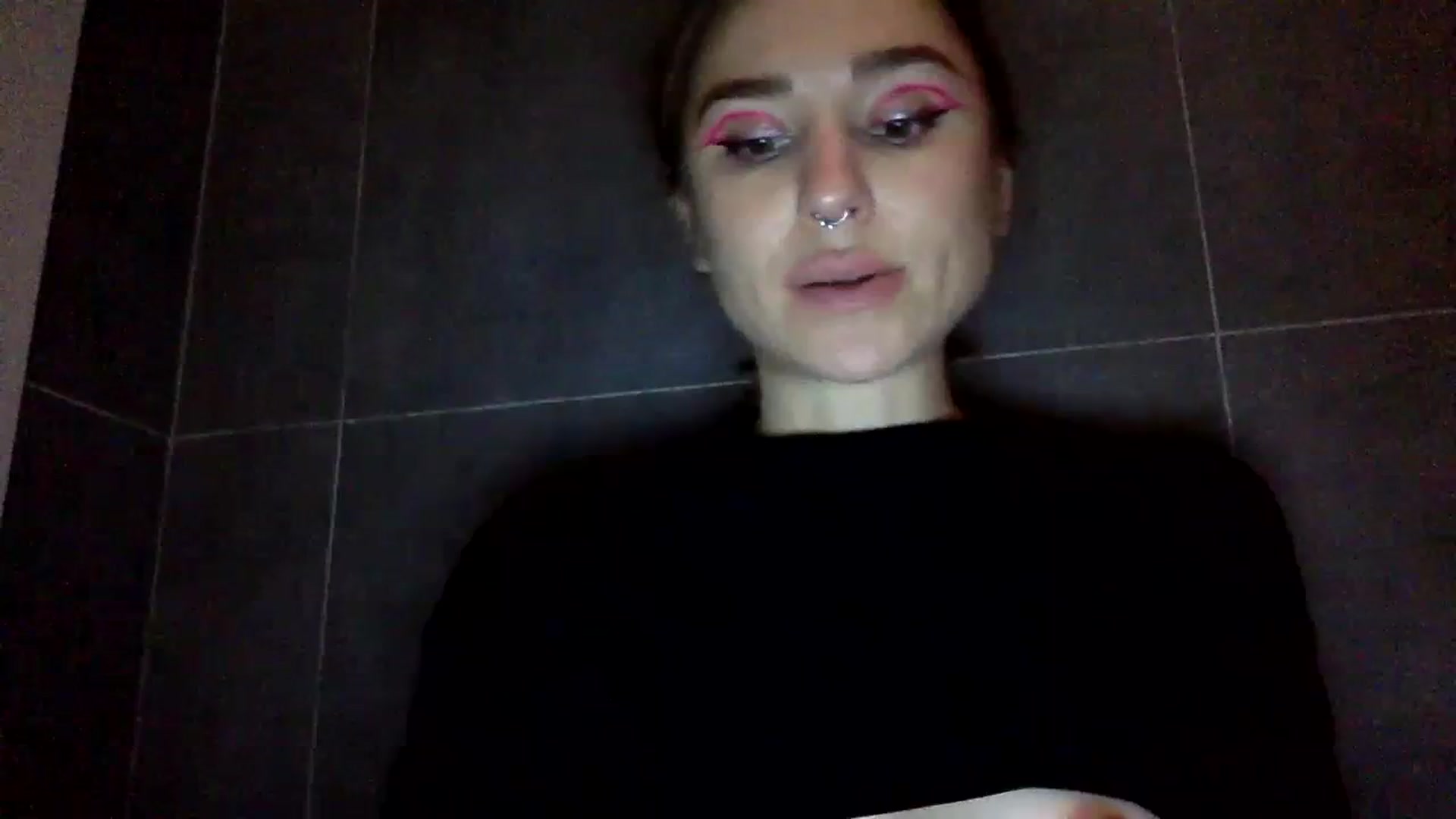 Gallery image thumbnail from EgoisticKitty's myfreecams stream on, 12/03/2023, 13:04 image 19 of 20