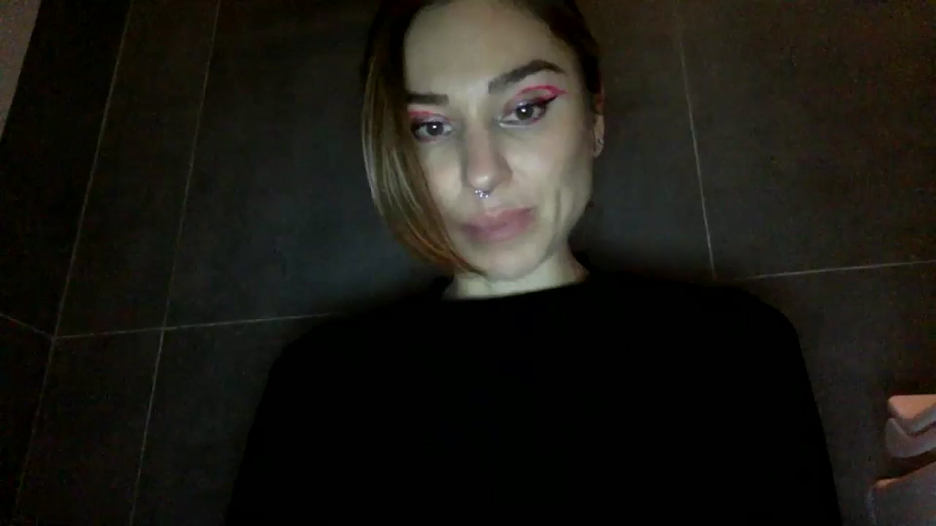 Gallery image thumbnail from EgoisticKitty's myfreecams stream on, 12/03/2023, 14:11 image 17 of 20