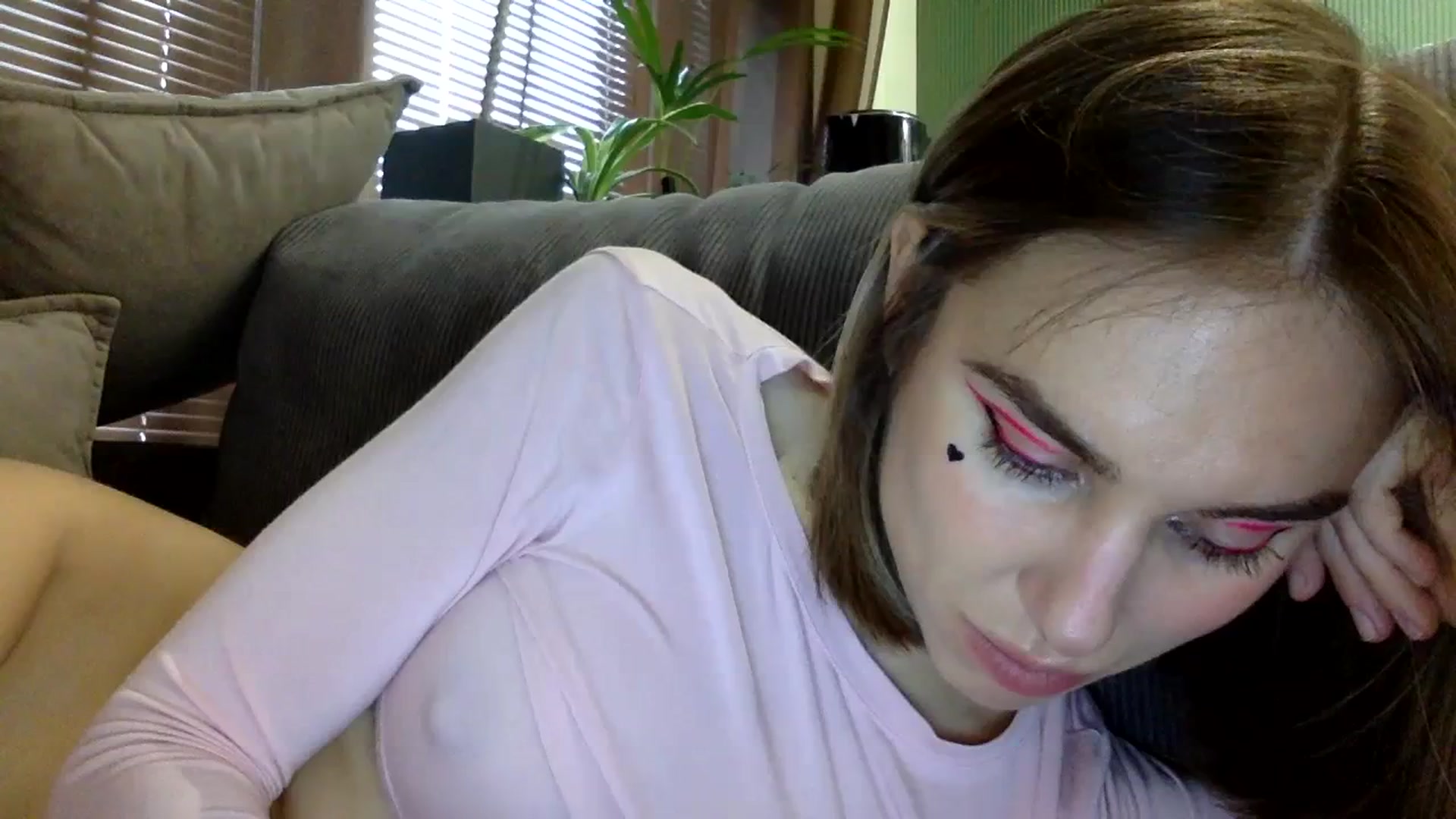 Gallery image thumbnail from EgoisticKitty's myfreecams stream on, 12/04/2023, 08:54 image 12 of 20