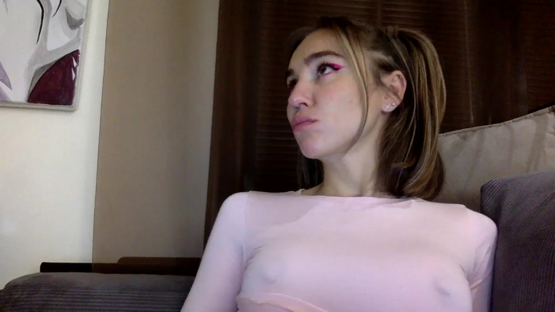 Gallery image thumbnail from EgoisticKitty's myfreecams stream on, 12/04/2023, 16:18 image 16 of 20