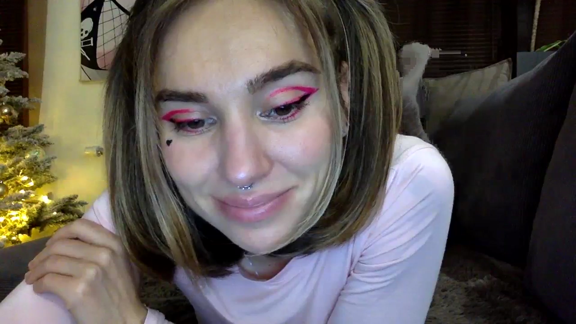 Gallery image thumbnail from EgoisticKitty's myfreecams stream on, 12/04/2023, 16:18 image 20 of 20