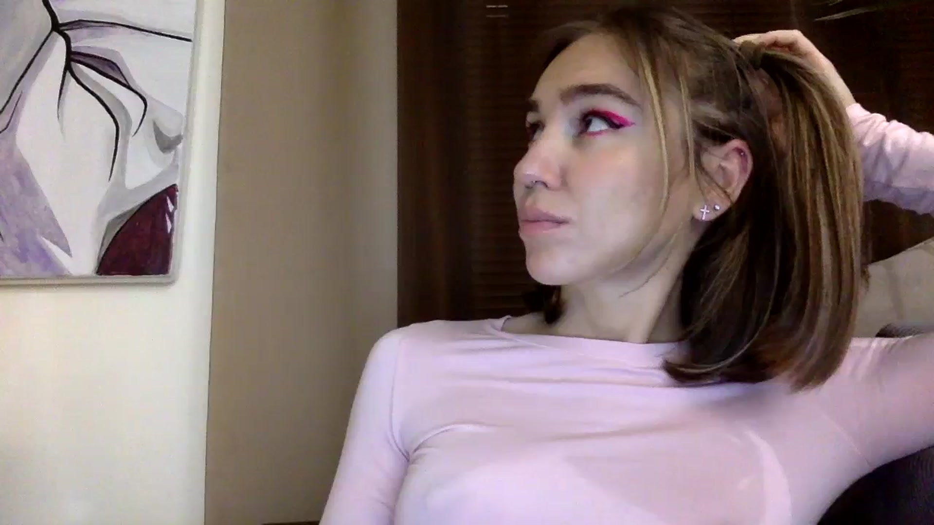 Gallery image thumbnail from EgoisticKitty's myfreecams stream on, 12/04/2023, 17:01 image 13 of 20