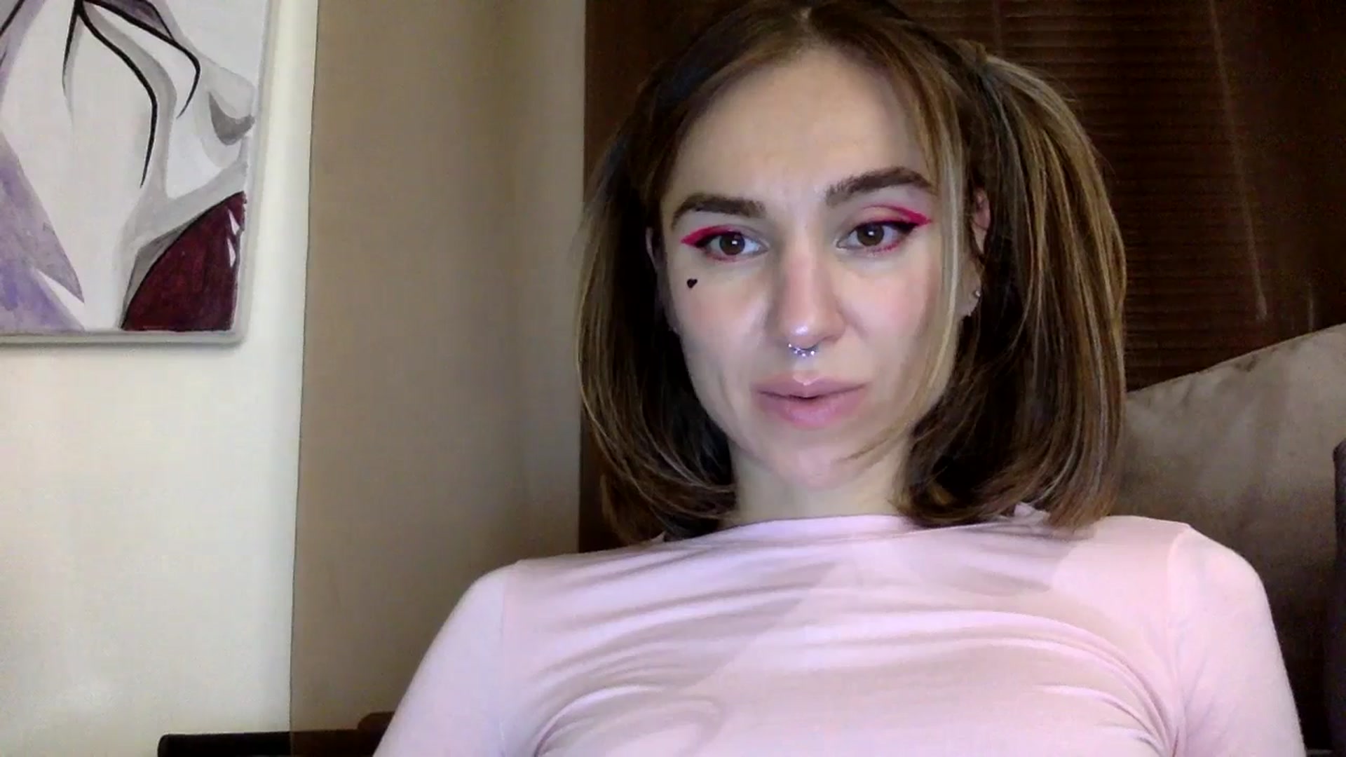Gallery image thumbnail from EgoisticKitty's myfreecams stream on, 12/04/2023, 17:01 image 20 of 20