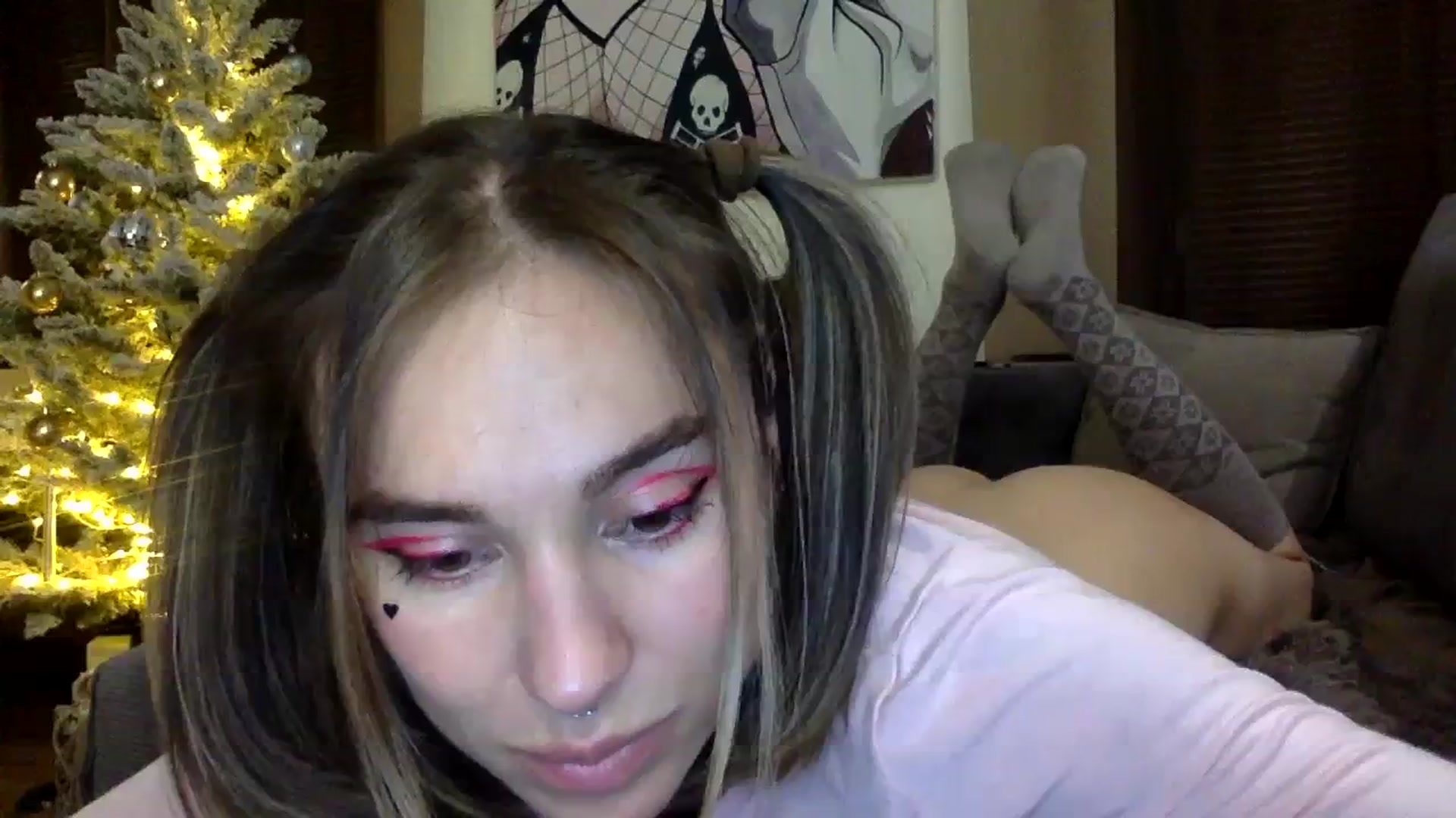 Gallery image thumbnail from EgoisticKitty's myfreecams stream on, 12/04/2023, 18:40 image 17 of 20