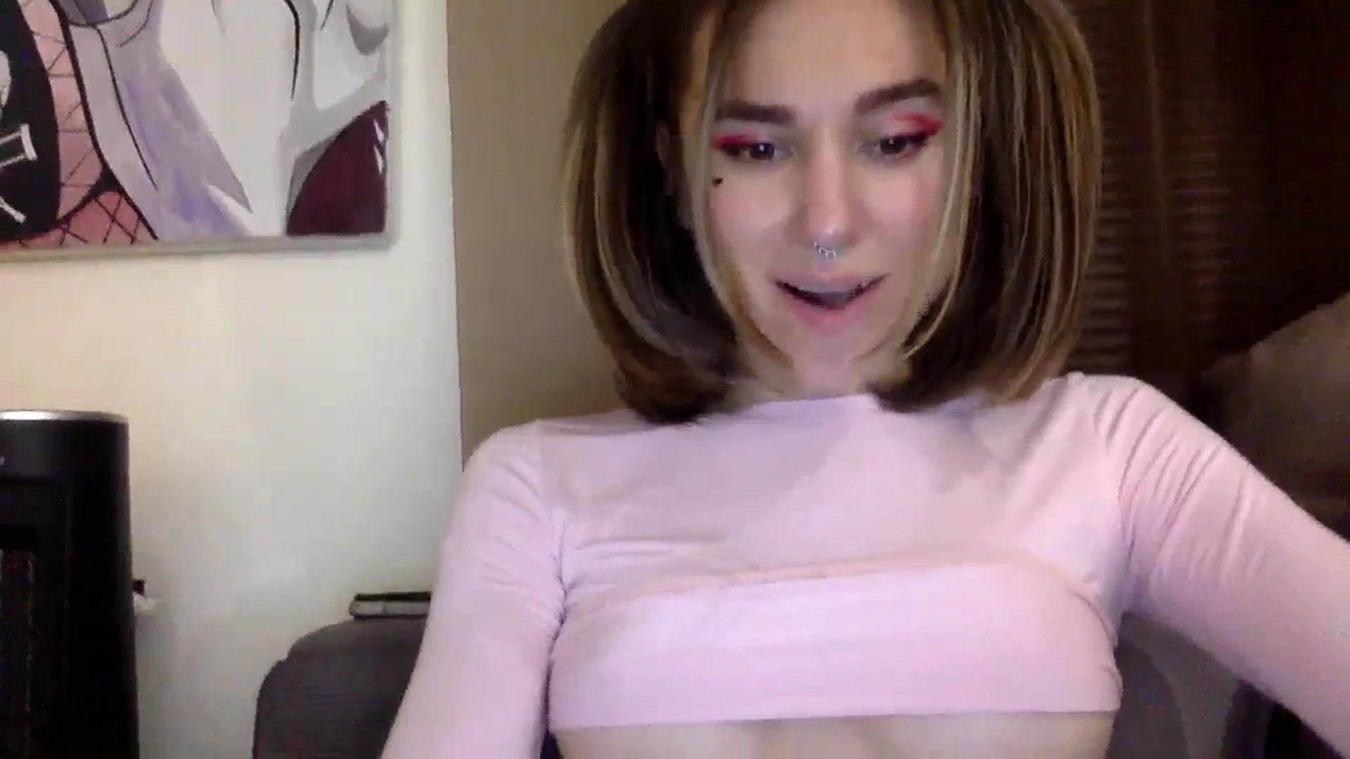 Gallery image thumbnail from EgoisticKitty's myfreecams stream on, 12/04/2023, 18:40 image 2 of 20