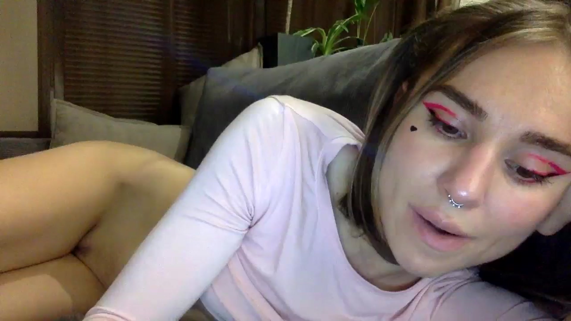 Gallery image thumbnail from EgoisticKitty's myfreecams stream on, 12/04/2023, 18:40 image 9 of 20