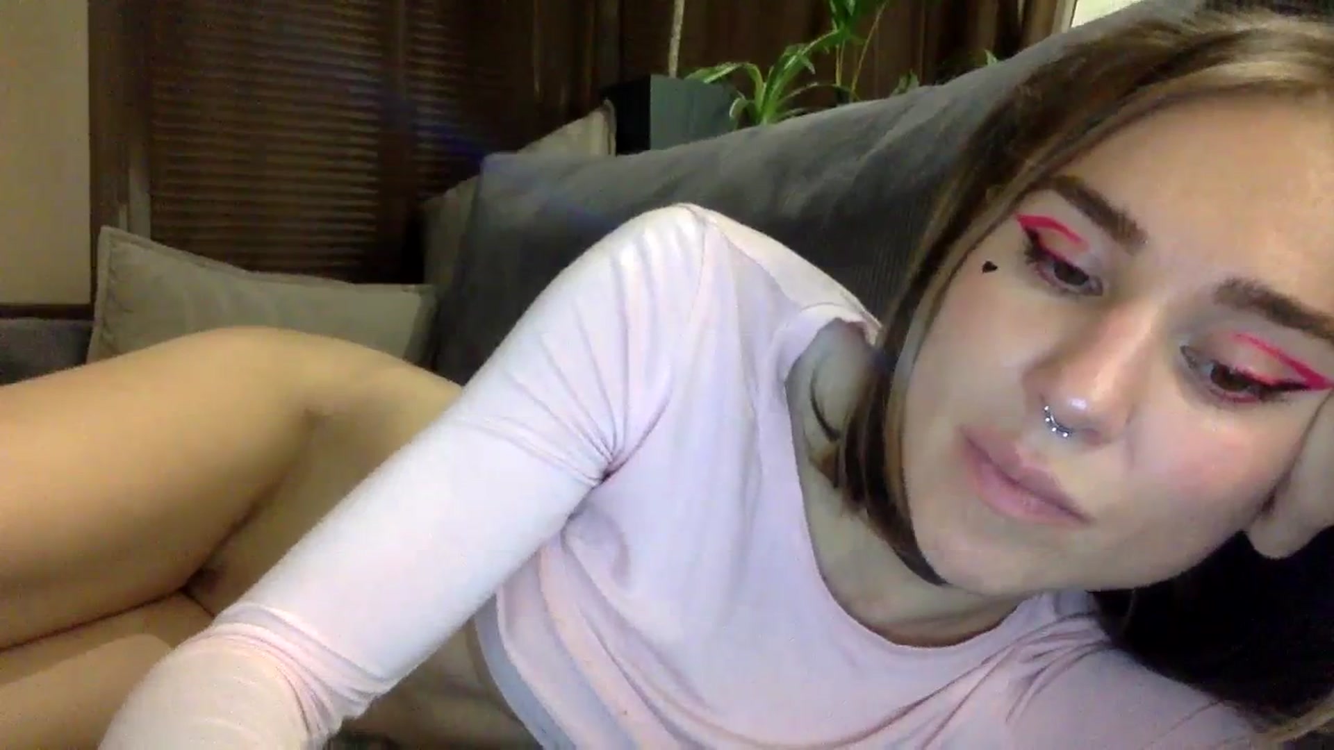 Gallery image thumbnail from EgoisticKitty's myfreecams stream on, 12/04/2023, 18:40 image 8 of 20
