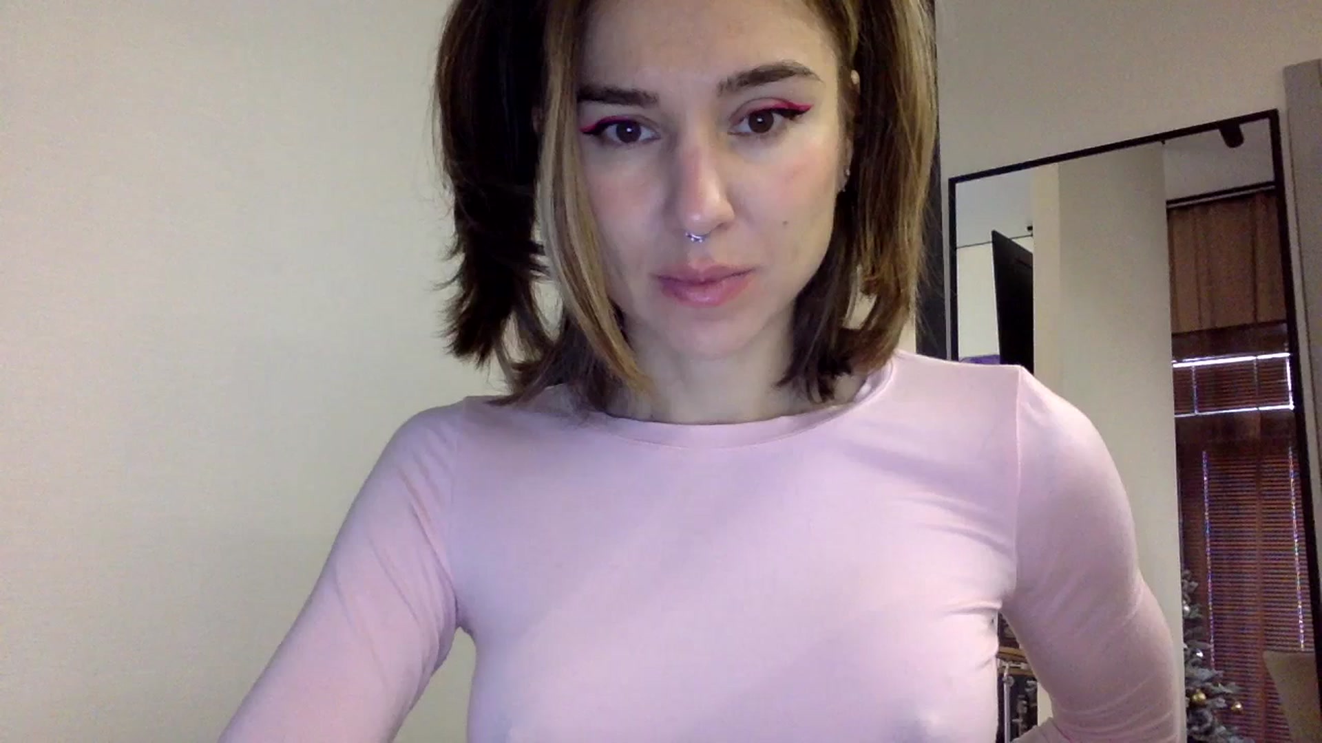 Gallery image thumbnail from EgoisticKitty's myfreecams stream on, 12/06/2023, 09:52 image 17 of 20