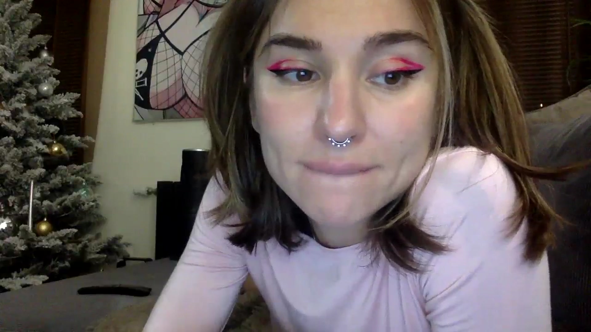 Gallery image thumbnail from EgoisticKitty's myfreecams stream on, 12/06/2023, 17:40 image 15 of 20