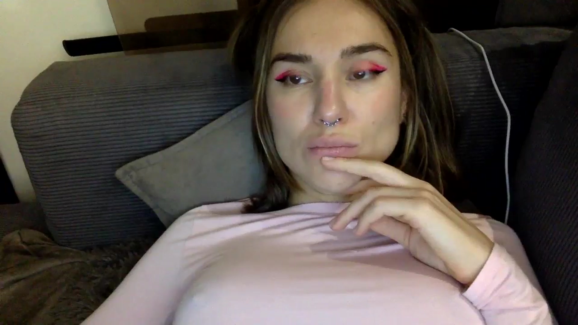 Gallery image thumbnail from EgoisticKitty's myfreecams stream on, 12/06/2023, 19:20 image 18 of 20