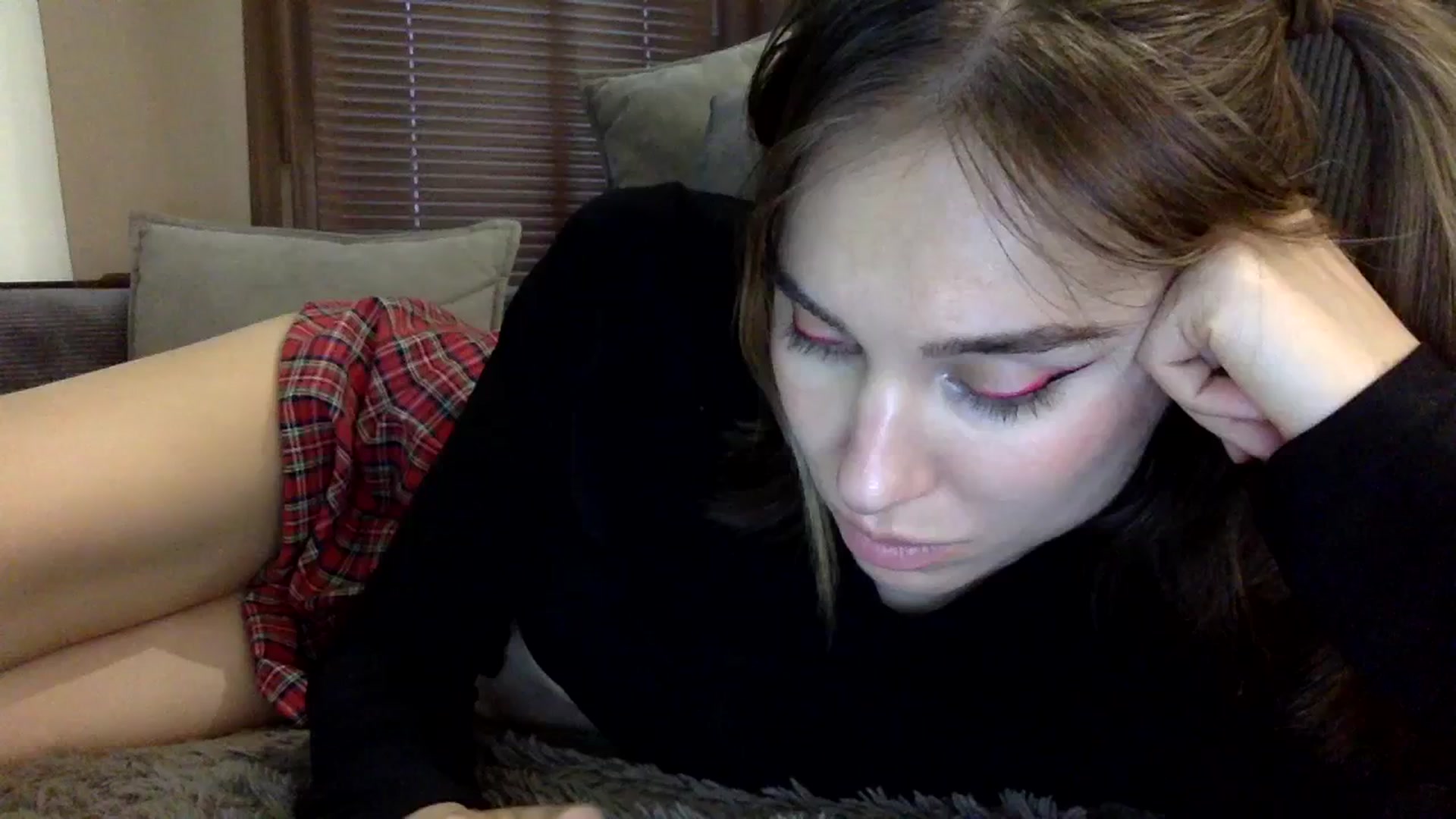 Gallery image thumbnail from EgoisticKitty's myfreecams stream on, 12/07/2023, 12:09 image 10 of 20