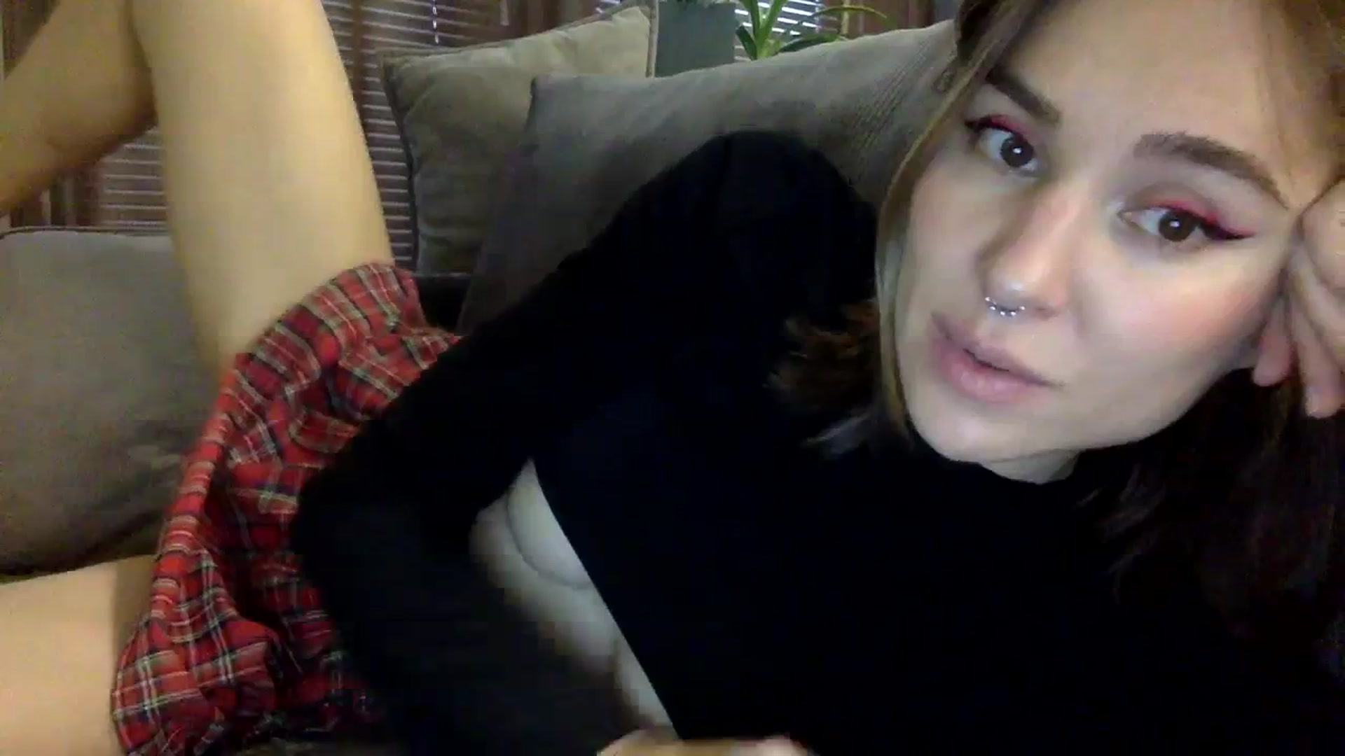 Gallery image thumbnail from EgoisticKitty's myfreecams stream on, 12/07/2023, 12:09 image 2 of 20