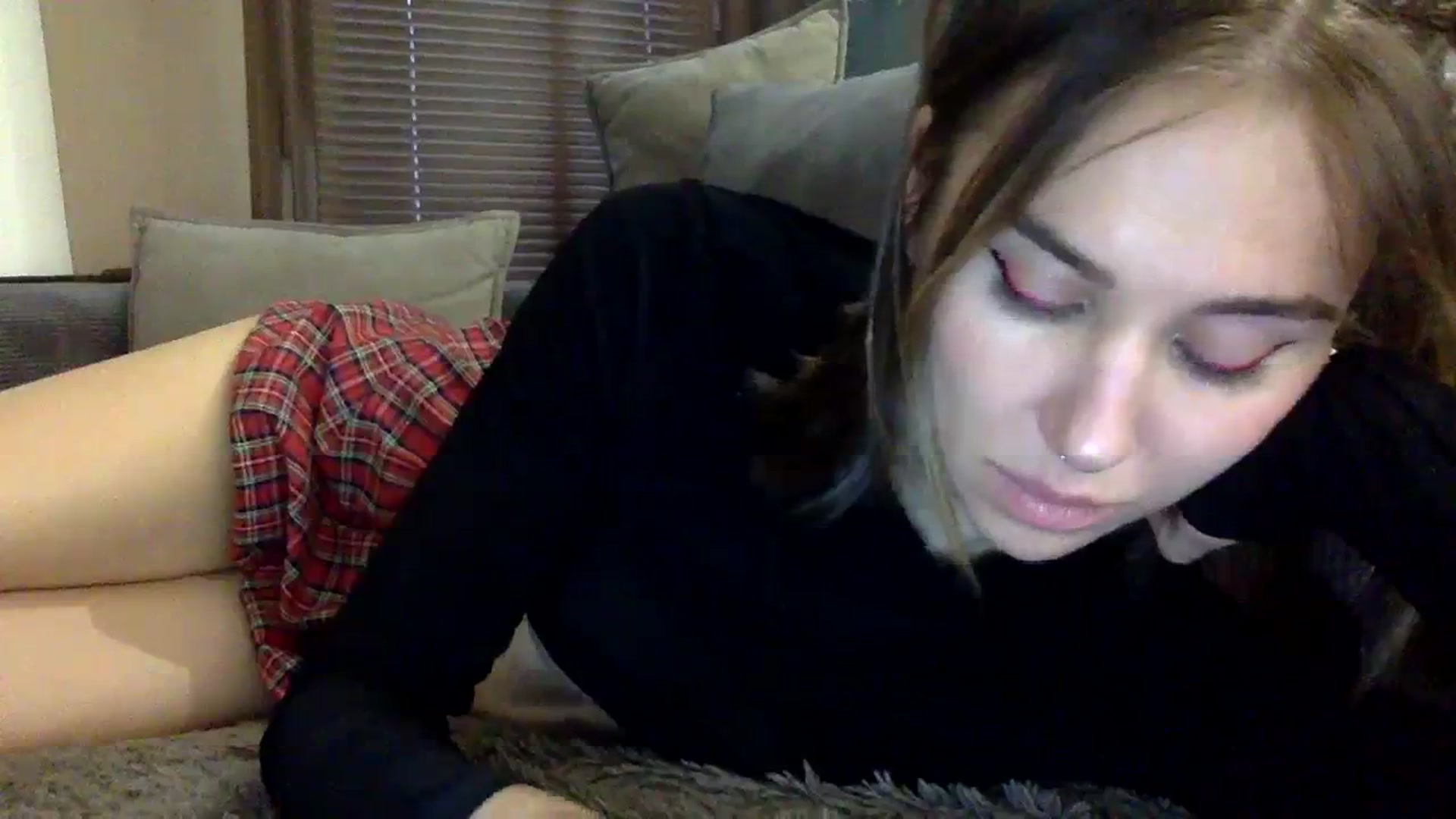 Gallery image thumbnail from EgoisticKitty's myfreecams stream on, 12/07/2023, 12:09 image 8 of 20