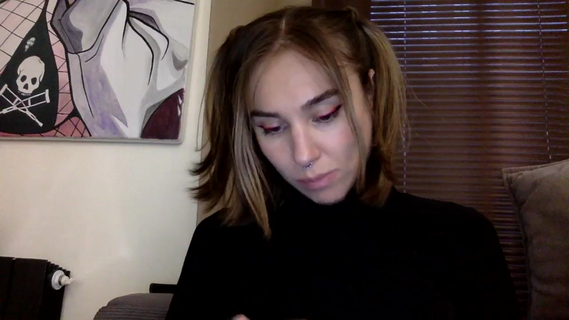 Gallery image thumbnail from EgoisticKitty's myfreecams stream on, 12/07/2023, 12:35 image 17 of 20