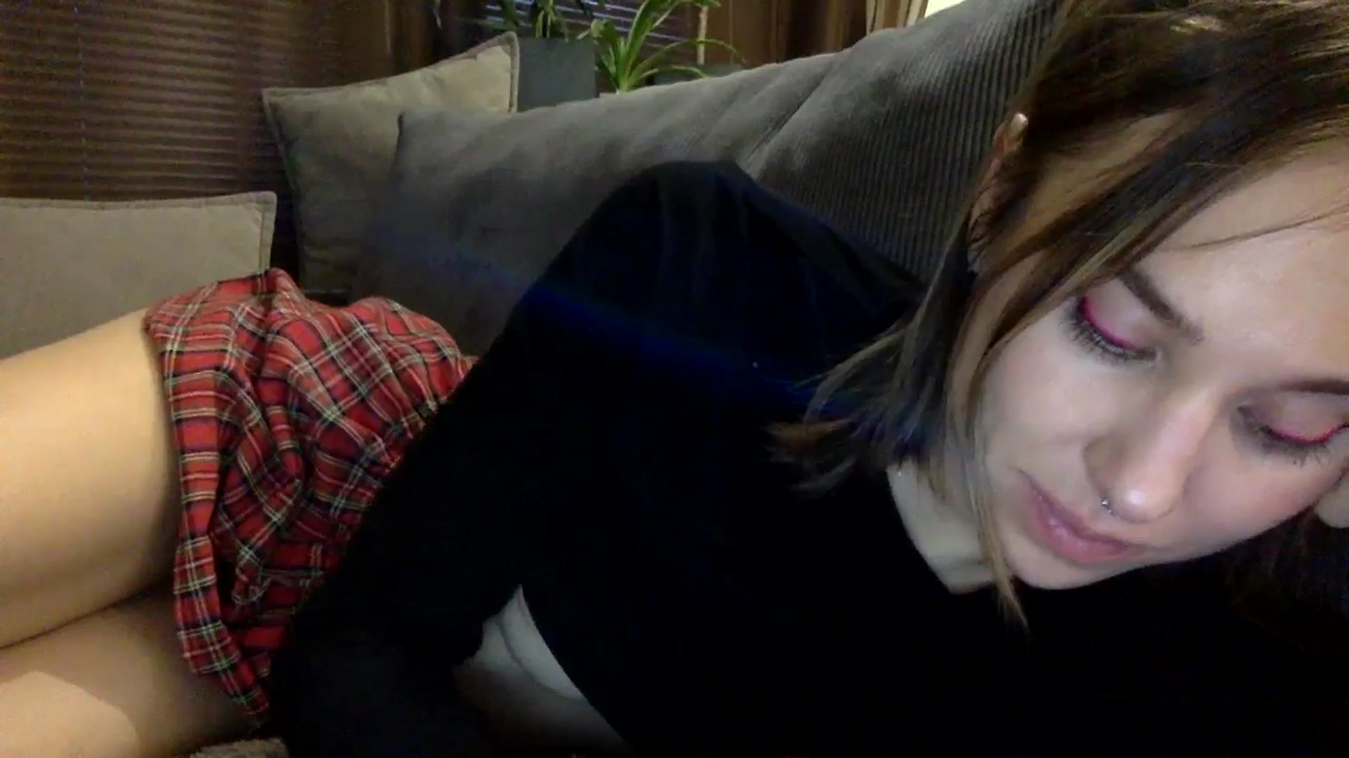 Gallery image thumbnail from EgoisticKitty's myfreecams stream on, 12/07/2023, 13:05 image 16 of 20