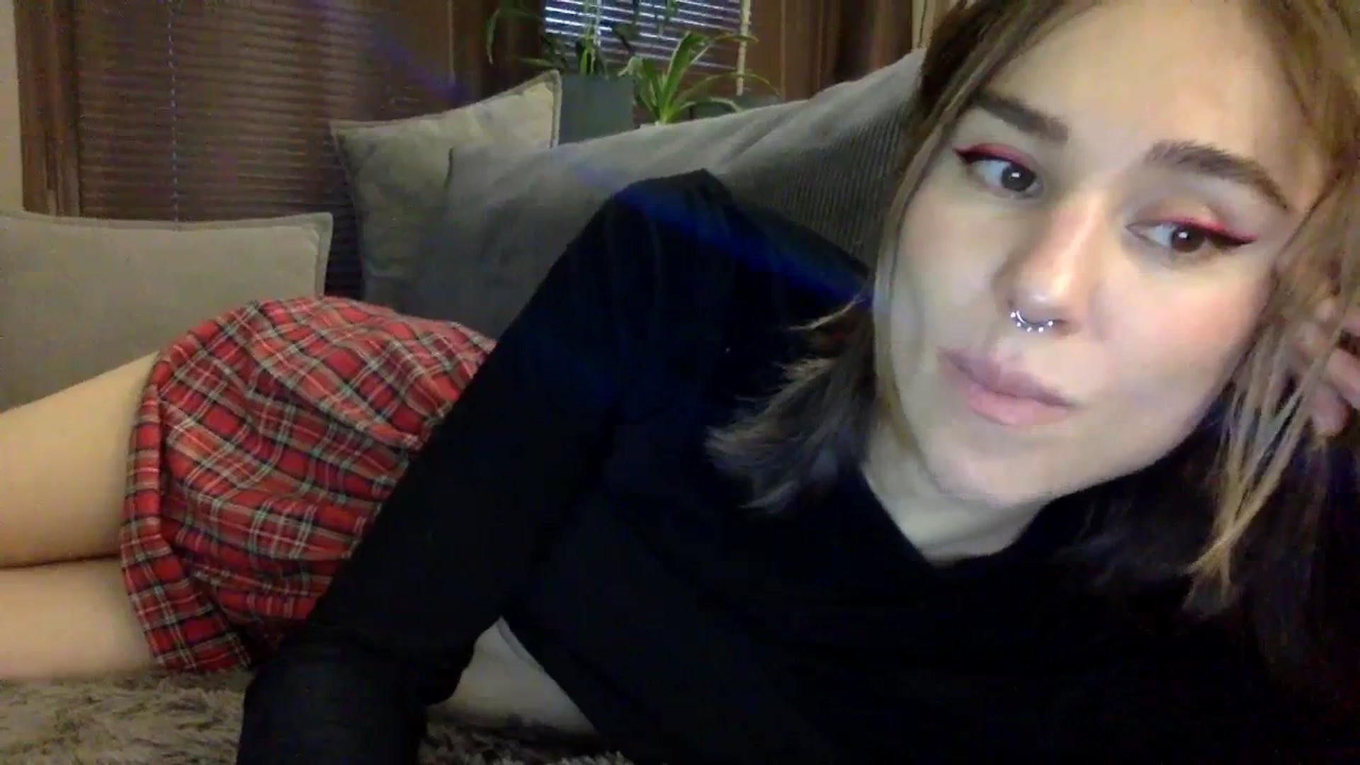 Gallery image thumbnail from EgoisticKitty's myfreecams stream on, 12/07/2023, 13:05 image 6 of 20