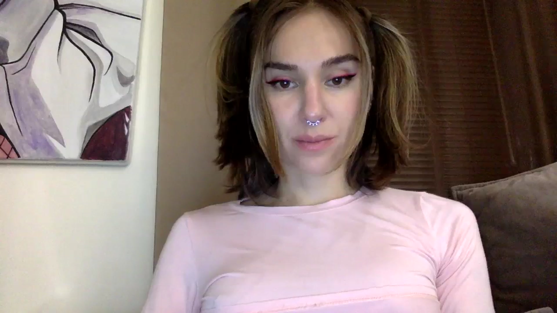 Gallery image thumbnail from EgoisticKitty's myfreecams stream on, 12/07/2023, 15:36 image 12 of 20